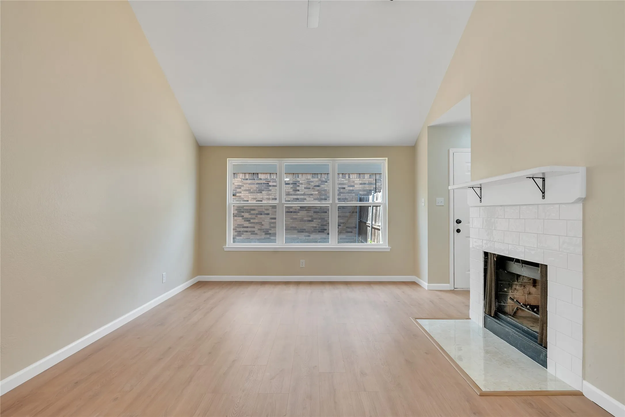 Vaulted ceiling with a flush-mount light fixture