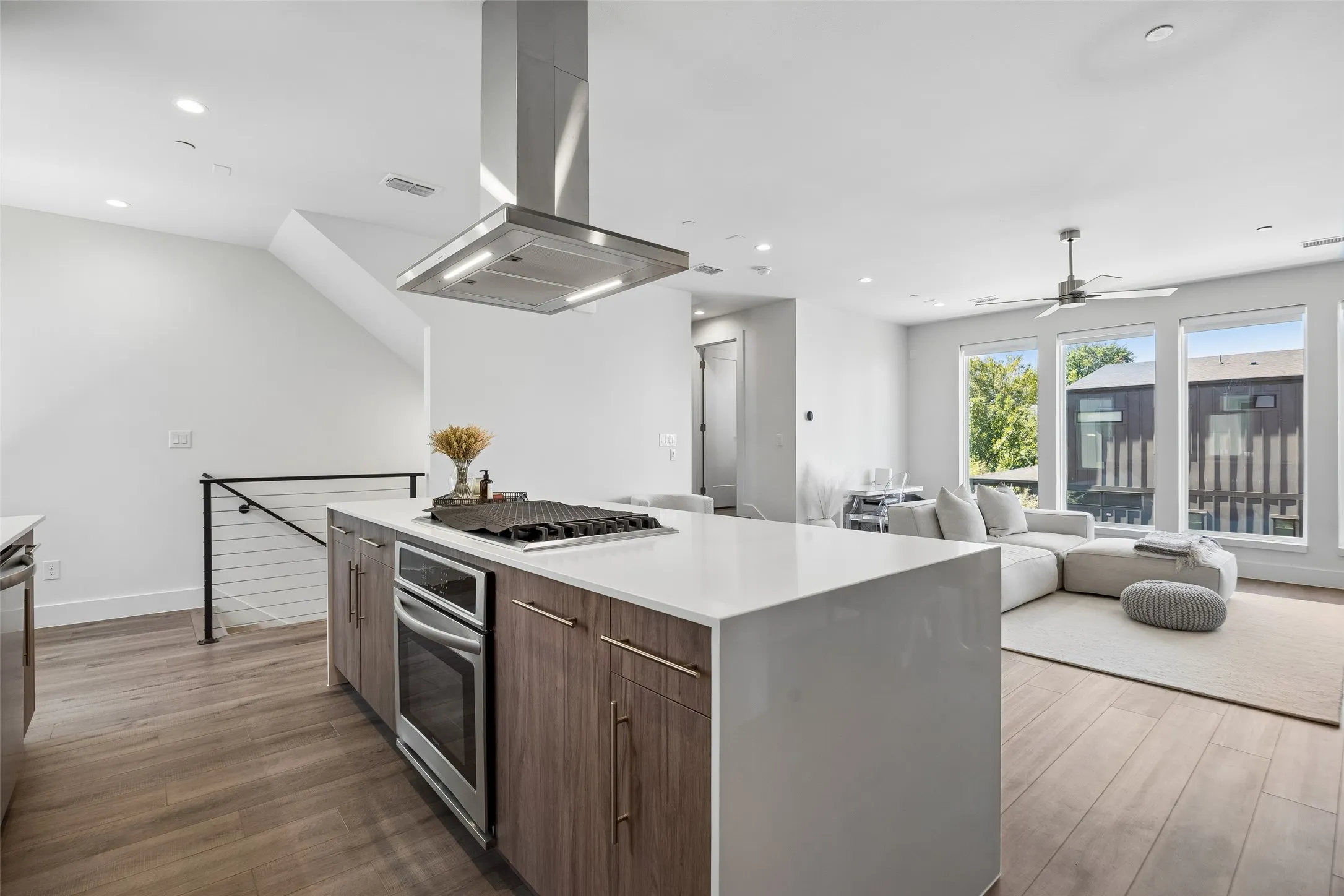Condominium For Sale in Dallas County , 4726 Manett Street 103, Dallas, Texas 75204, 2 Bedroom, 3 Bathroom, 2 Garage spaces, 1,619 Sqft, built in 2019, mls#21373801, Real Estate Agent in Dallas, Homes For Sale in Dallas county, Homes For Sale in Dallas, Realtor in Dallas Texas, Real Estate Brokerage Independent Realty Texas, Luminita Cordes Realtor