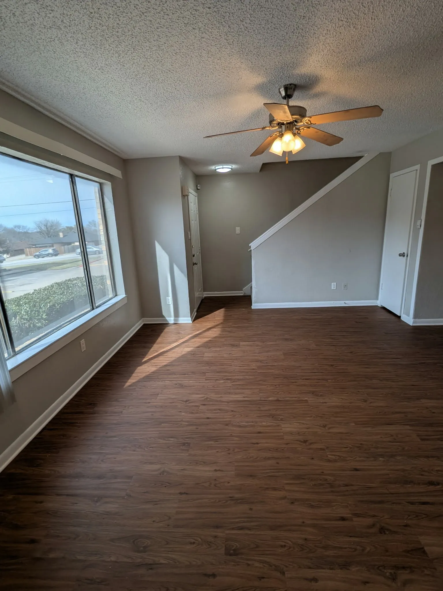 Condominium For Rent in Dallas County , 514 E Belt Line Road A5, De Soto, Texas 75115, 2 Bedroom, 2 Bathroom, Garage spaces, 1,106 Sqft, built in 1983, mls#21373611, Real Estate Agent in De Soto, Homes For Rent in Dallas county, Homes For Rent in De Soto, Realtor in De Soto Texas, Real Estate Brokerage Independent Realty Texas, Luminita Cordes Realtor