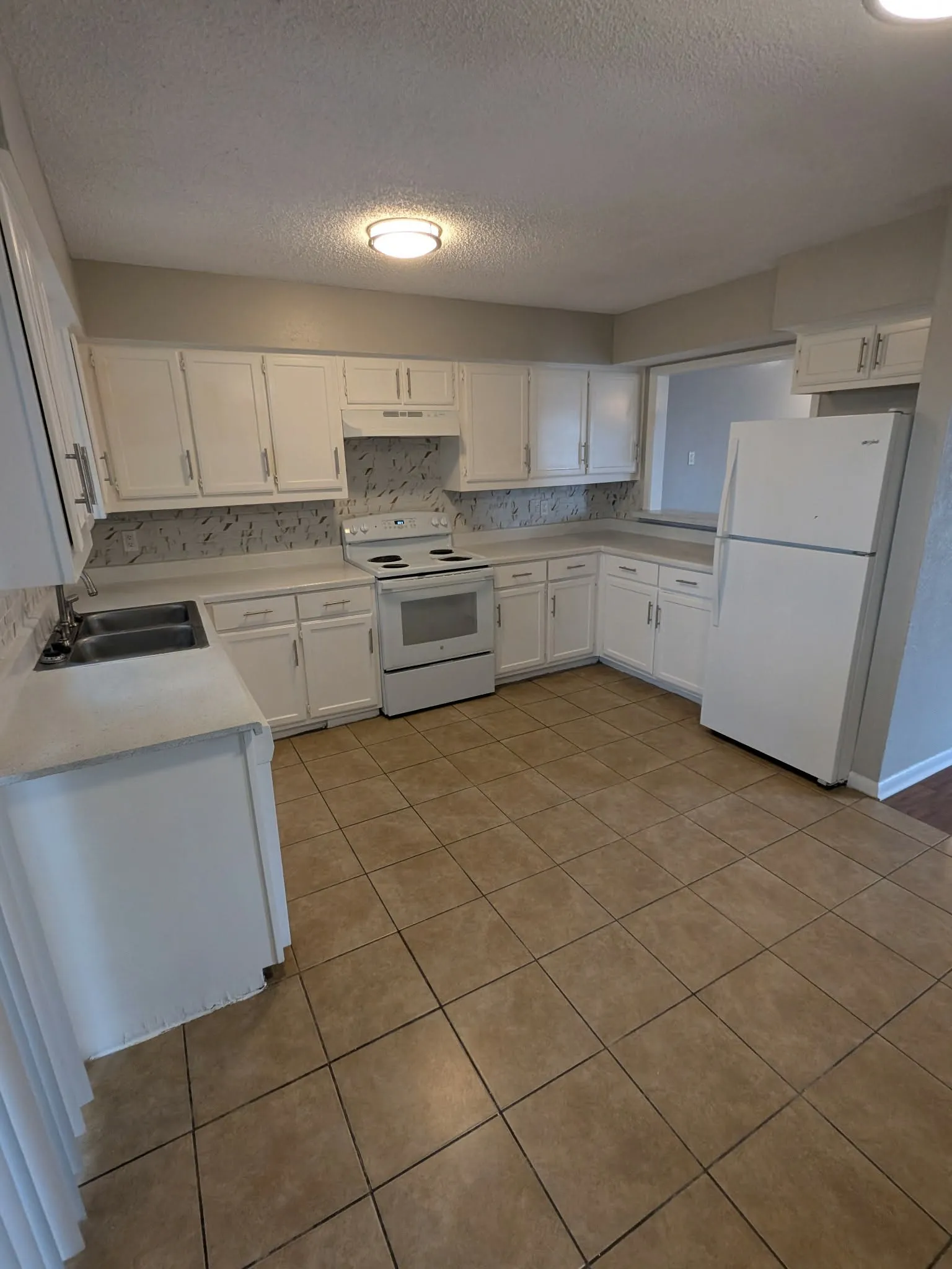 Condominium For Rent in Dallas County , 514 E Belt Line Road A5, De Soto, Texas 75115, 2 Bedroom, 2 Bathroom, Garage spaces, 1,106 Sqft, built in 1983, mls#21373611, Real Estate Agent in De Soto, Homes For Rent in Dallas county, Homes For Rent in De Soto, Realtor in De Soto Texas, Real Estate Brokerage Independent Realty Texas, Luminita Cordes Realtor