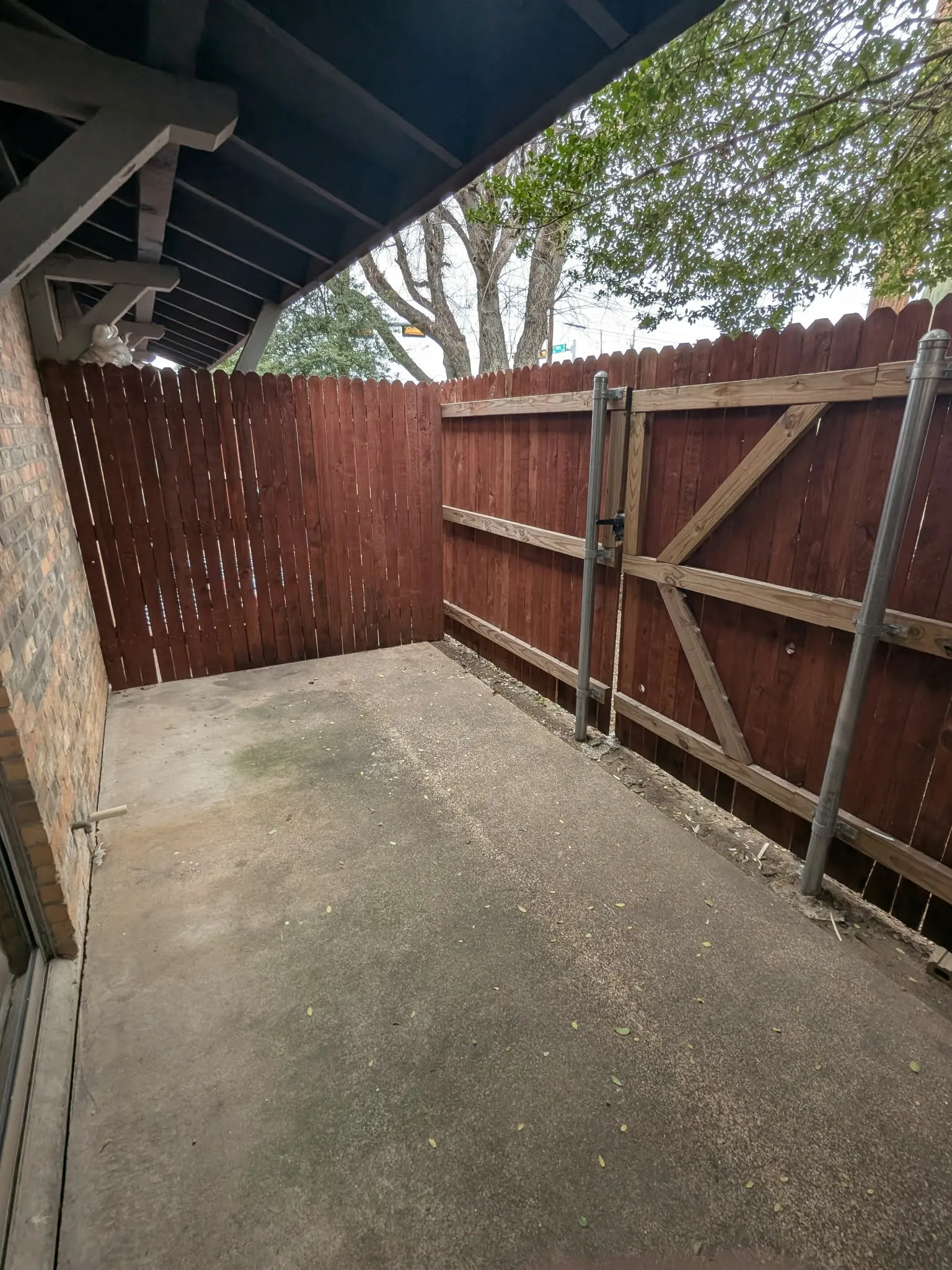Condominium For Rent in Dallas County , 514 E Belt Line Road A5, De Soto, Texas 75115, 2 Bedroom, 2 Bathroom, Garage spaces, 1,106 Sqft, built in 1983, mls#21373611, Real Estate Agent in De Soto, Homes For Rent in Dallas county, Homes For Rent in De Soto, Realtor in De Soto Texas, Real Estate Brokerage Independent Realty Texas, Luminita Cordes Realtor