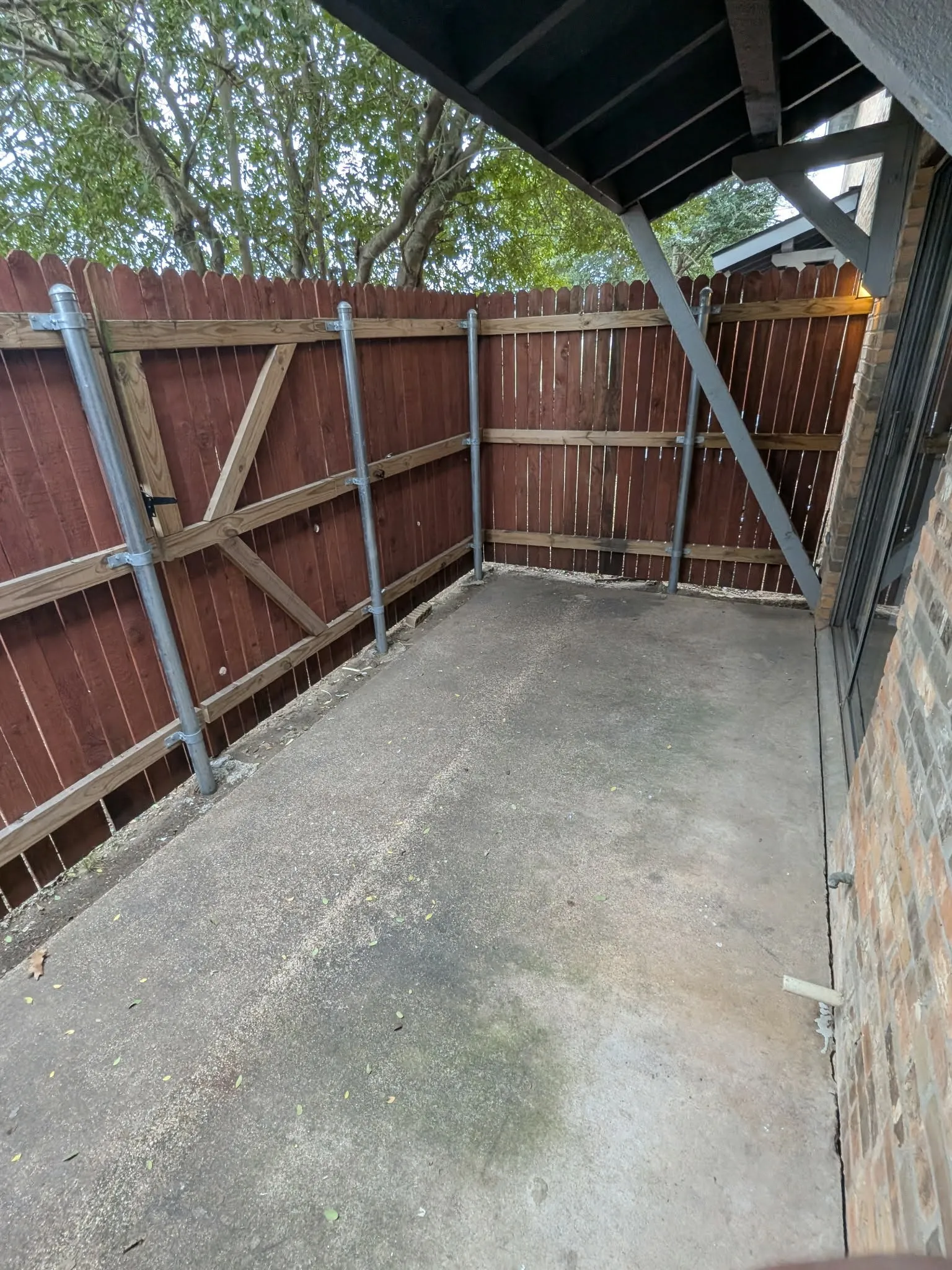 Condominium For Rent in Dallas County , 514 E Belt Line Road A5, De Soto, Texas 75115, 2 Bedroom, 2 Bathroom, Garage spaces, 1,106 Sqft, built in 1983, mls#21373611, Real Estate Agent in De Soto, Homes For Rent in Dallas county, Homes For Rent in De Soto, Realtor in De Soto Texas, Real Estate Brokerage Independent Realty Texas, Luminita Cordes Realtor