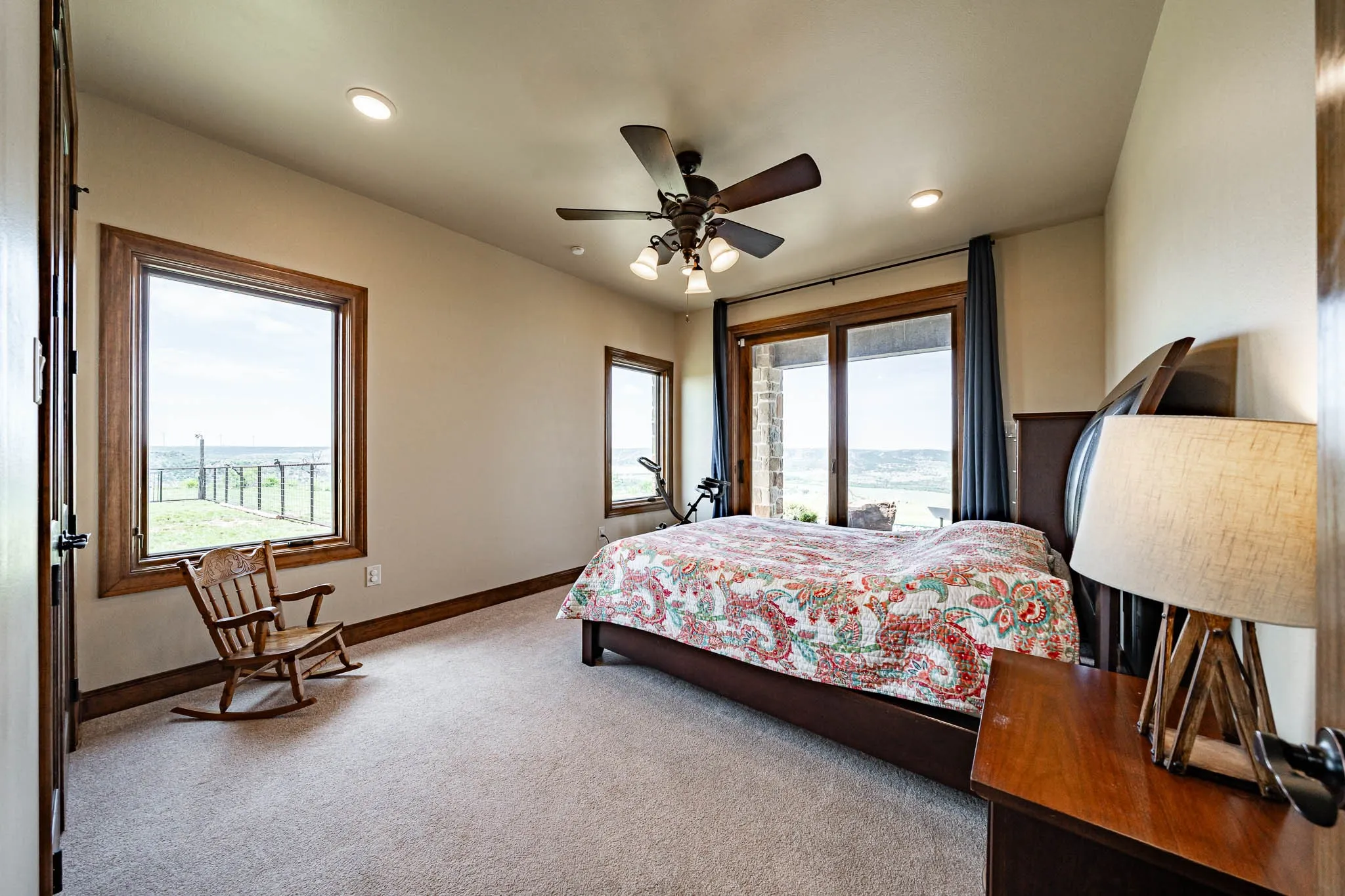 Single Family Residence For Sale in Taylor County , 1032 Braune Road, Abilene, Texas 79603, 3 Bedroom, 3 Bathroom, 3 Garage spaces, 2,922 Sqft, built in 2019, mls#21373815, Real Estate Agent in Abilene, Homes For Sale in Taylor county, Homes For Sale in Abilene, Realtor in Abilene Texas, Real Estate Brokerage Independent Realty Texas, Luminita Cordes Realtor