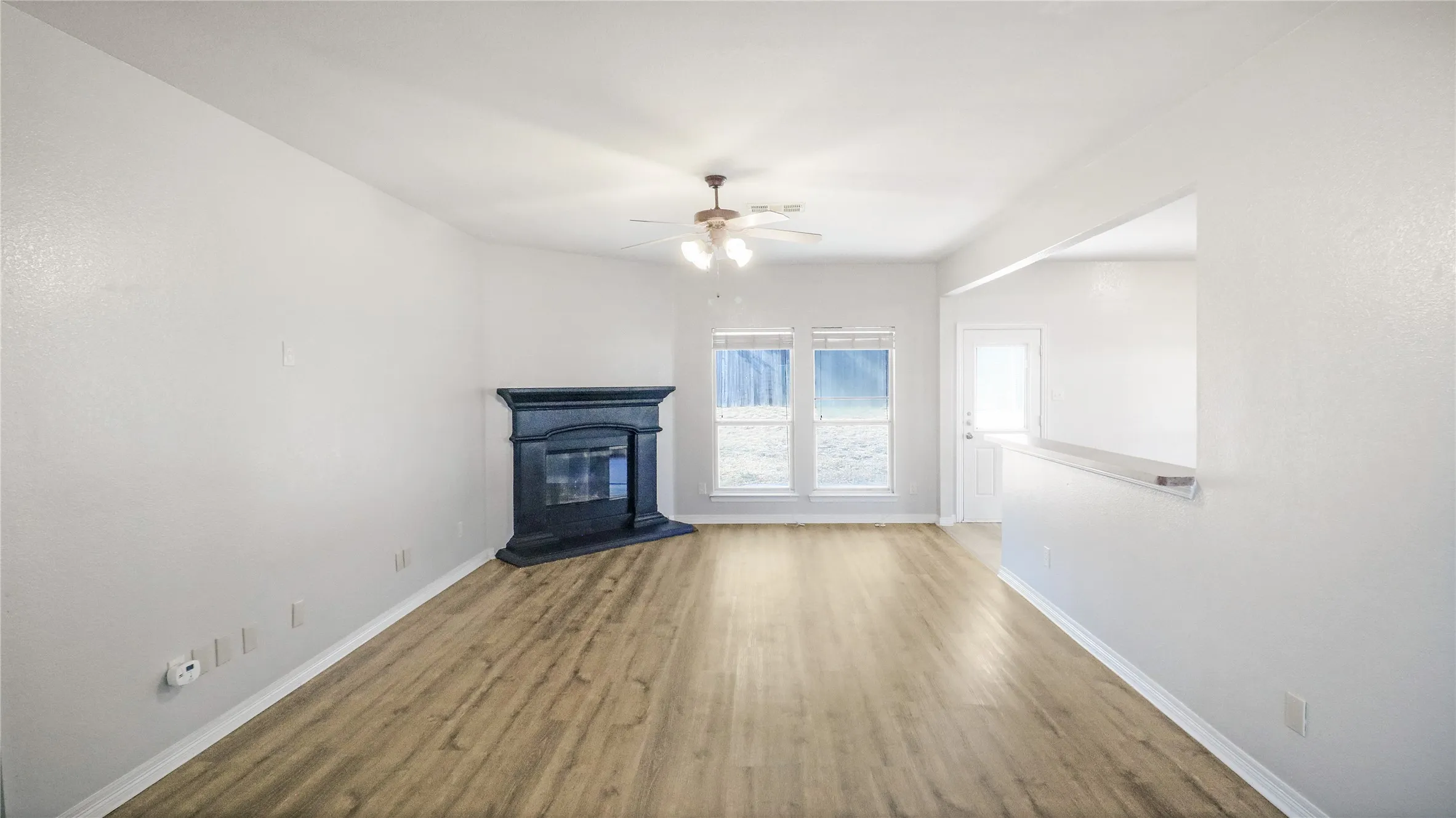 Single Family Residence For Sale in Ellis County , 3401 Newgate Street, Midlothian, Texas 76065, 3 Bedroom, 3 Bathroom, 2 Garage spaces, 2,390 Sqft, built in 2003, mls#21373810, Real Estate Agent in Midlothian, Homes For Sale in Ellis county, Homes For Sale in Midlothian, Realtor in Midlothian Texas, Real Estate Brokerage Independent Realty Texas, Luminita Cordes Realtor