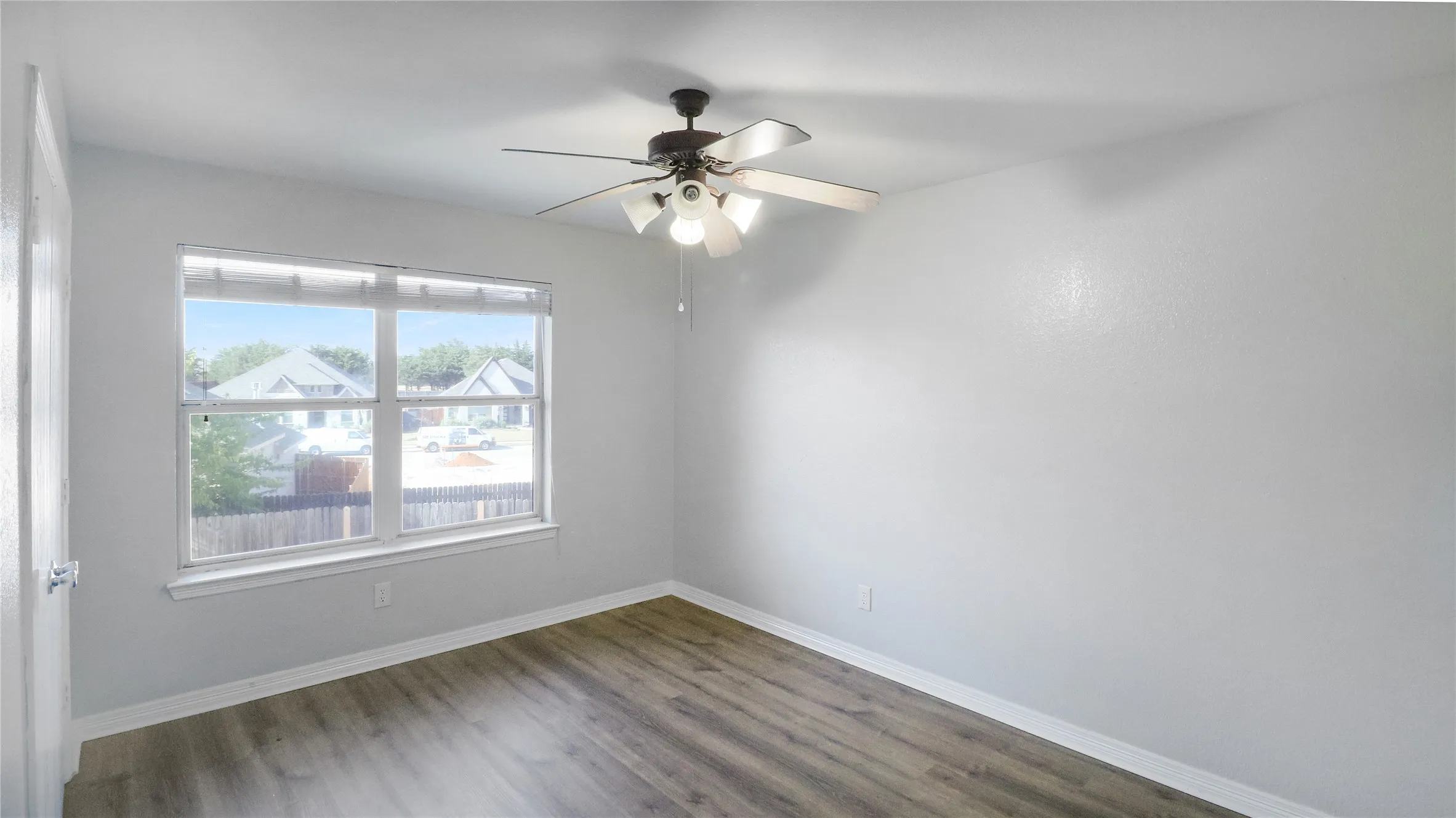 Single Family Residence For Sale in Ellis County , 3401 Newgate Street, Midlothian, Texas 76065, 3 Bedroom, 3 Bathroom, 2 Garage spaces, 2,390 Sqft, built in 2003, mls#21373810, Real Estate Agent in Midlothian, Homes For Sale in Ellis county, Homes For Sale in Midlothian, Realtor in Midlothian Texas, Real Estate Brokerage Independent Realty Texas, Luminita Cordes Realtor