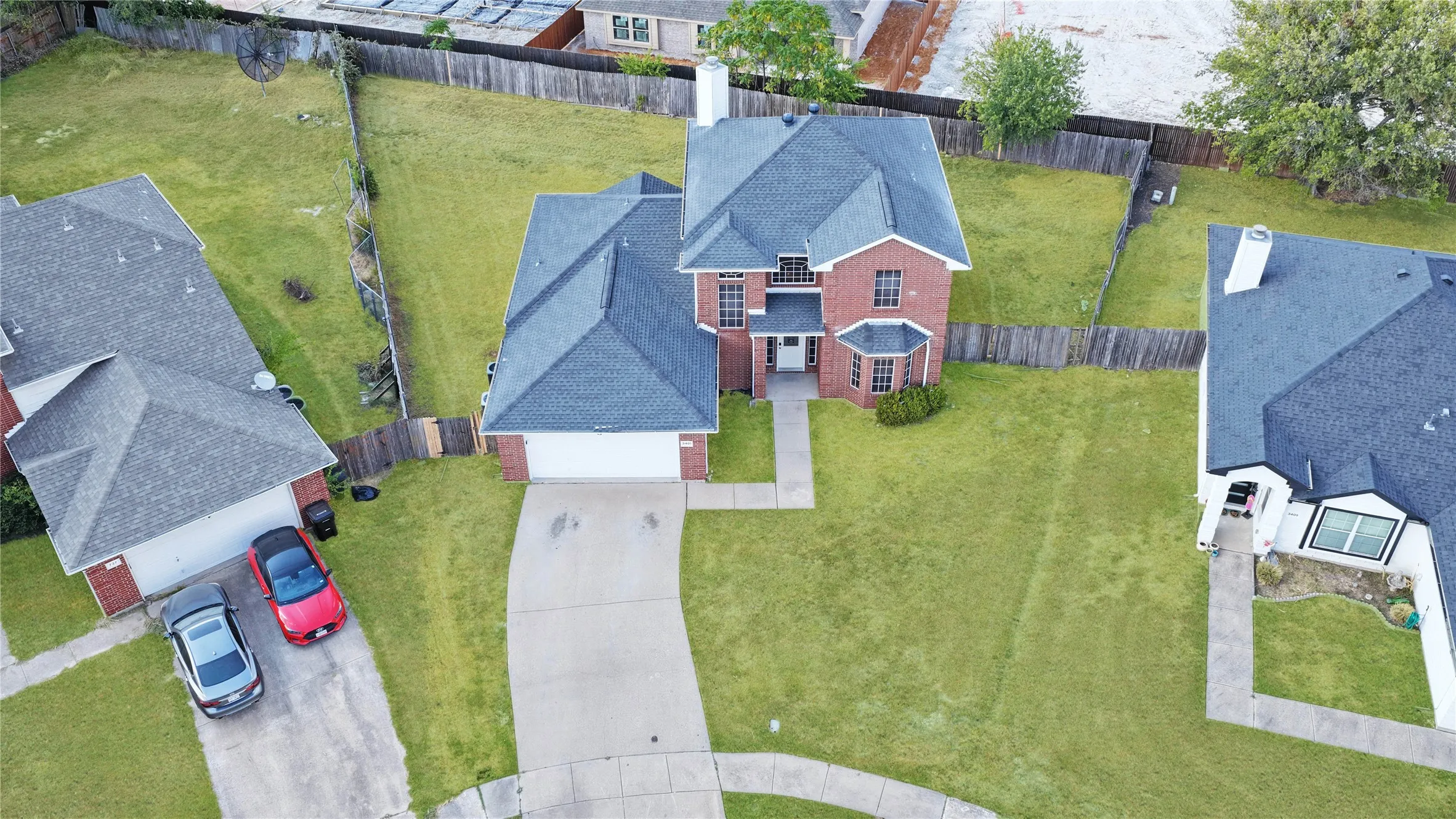 Single Family Residence For Sale in Ellis County , 3401 Newgate Street, Midlothian, Texas 76065, 3 Bedroom, 3 Bathroom, 2 Garage spaces, 2,390 Sqft, built in 2003, mls#21373810, Real Estate Agent in Midlothian, Homes For Sale in Ellis county, Homes For Sale in Midlothian, Realtor in Midlothian Texas, Real Estate Brokerage Independent Realty Texas, Luminita Cordes Realtor