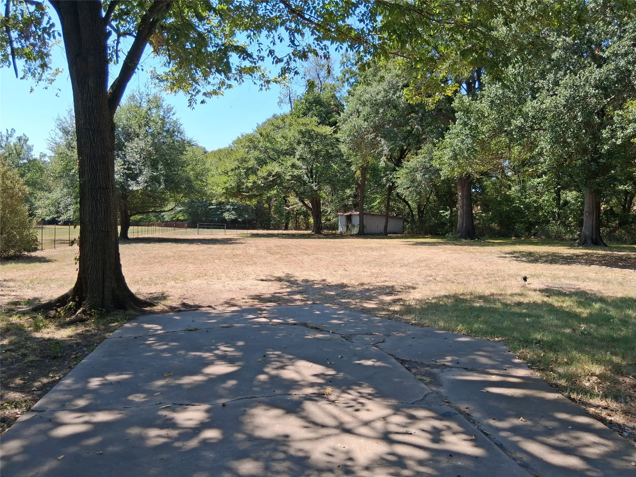 Single Family Residence For Sale in Hunt County , 2619 Charity Road, Commerce, Texas 75428, 3 Bedroom, 1 Bathroom, Garage spaces, 1,988 Sqft, built in 1968, mls#21366623, Real Estate Agent in Commerce, Homes For Sale in Hunt county, Homes For Sale in Commerce, Realtor in Commerce Texas, Real Estate Brokerage Independent Realty Texas, Luminita Cordes Realtor