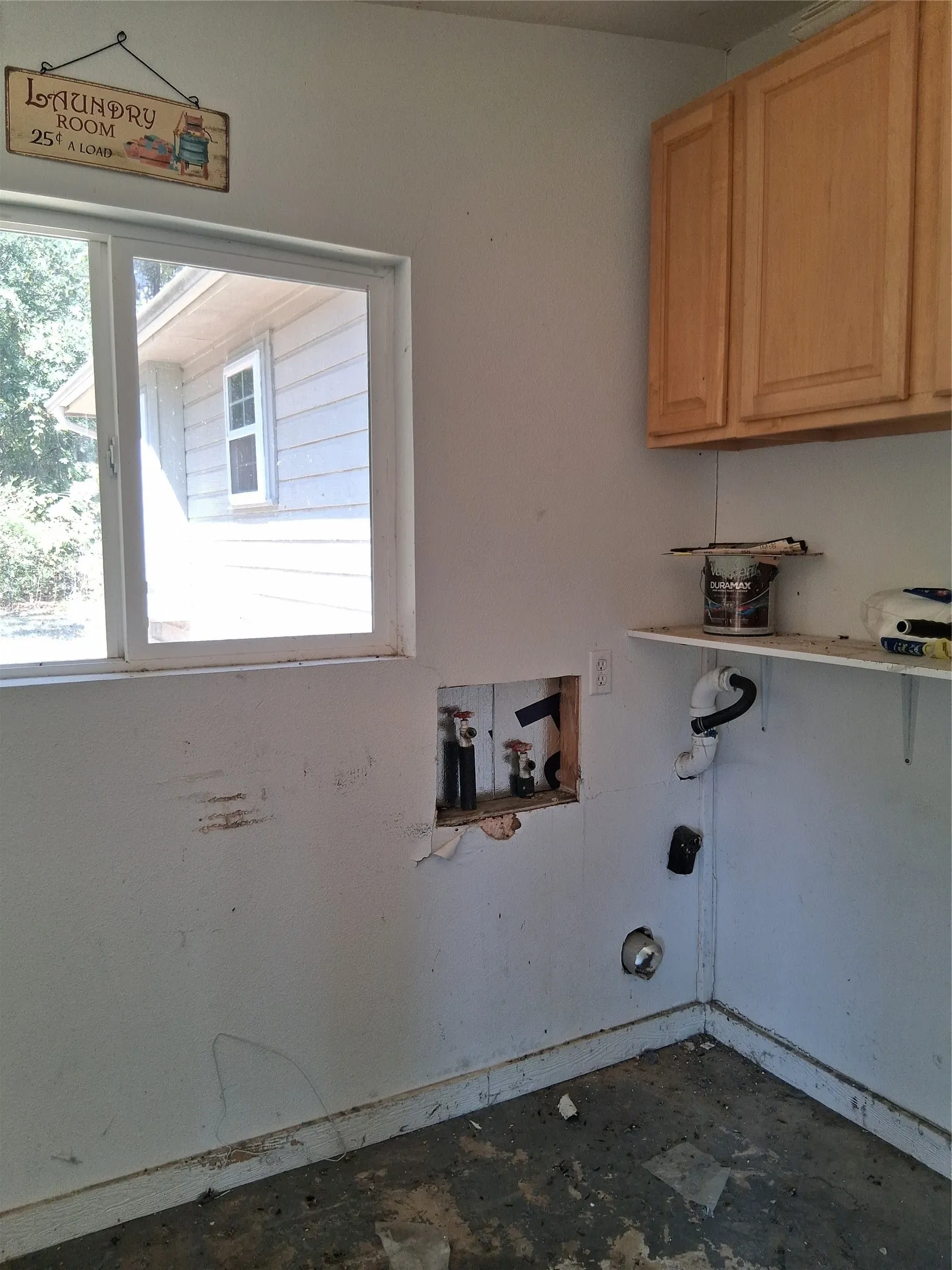 Single Family Residence For Sale in Hunt County , 2619 Charity Road, Commerce, Texas 75428, 3 Bedroom, 1 Bathroom, Garage spaces, 1,988 Sqft, built in 1968, mls#21366623, Real Estate Agent in Commerce, Homes For Sale in Hunt county, Homes For Sale in Commerce, Realtor in Commerce Texas, Real Estate Brokerage Independent Realty Texas, Luminita Cordes Realtor