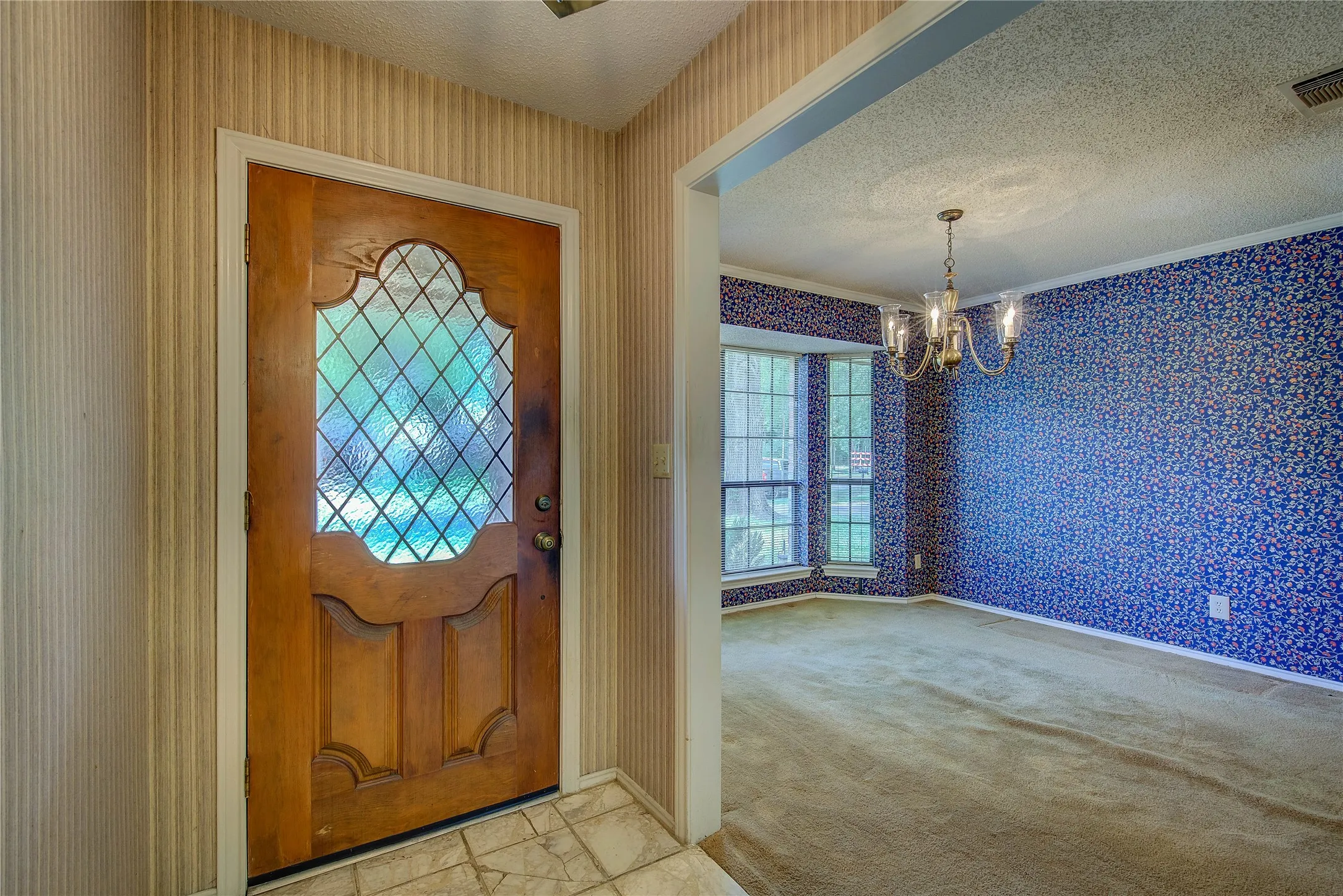 Single Family Residence For Sale in Hunt County , 5027 Lacy Lane, Greenville, Texas 75402, 3 Bedroom, 2 Bathroom, 2 Garage spaces, 1,806 Sqft, built in 1978, mls#21372830, Real Estate Agent in Greenville, Homes For Sale in Hunt county, Homes For Sale in Greenville, Realtor in Greenville Texas, Real Estate Brokerage Independent Realty Texas, Luminita Cordes Realtor