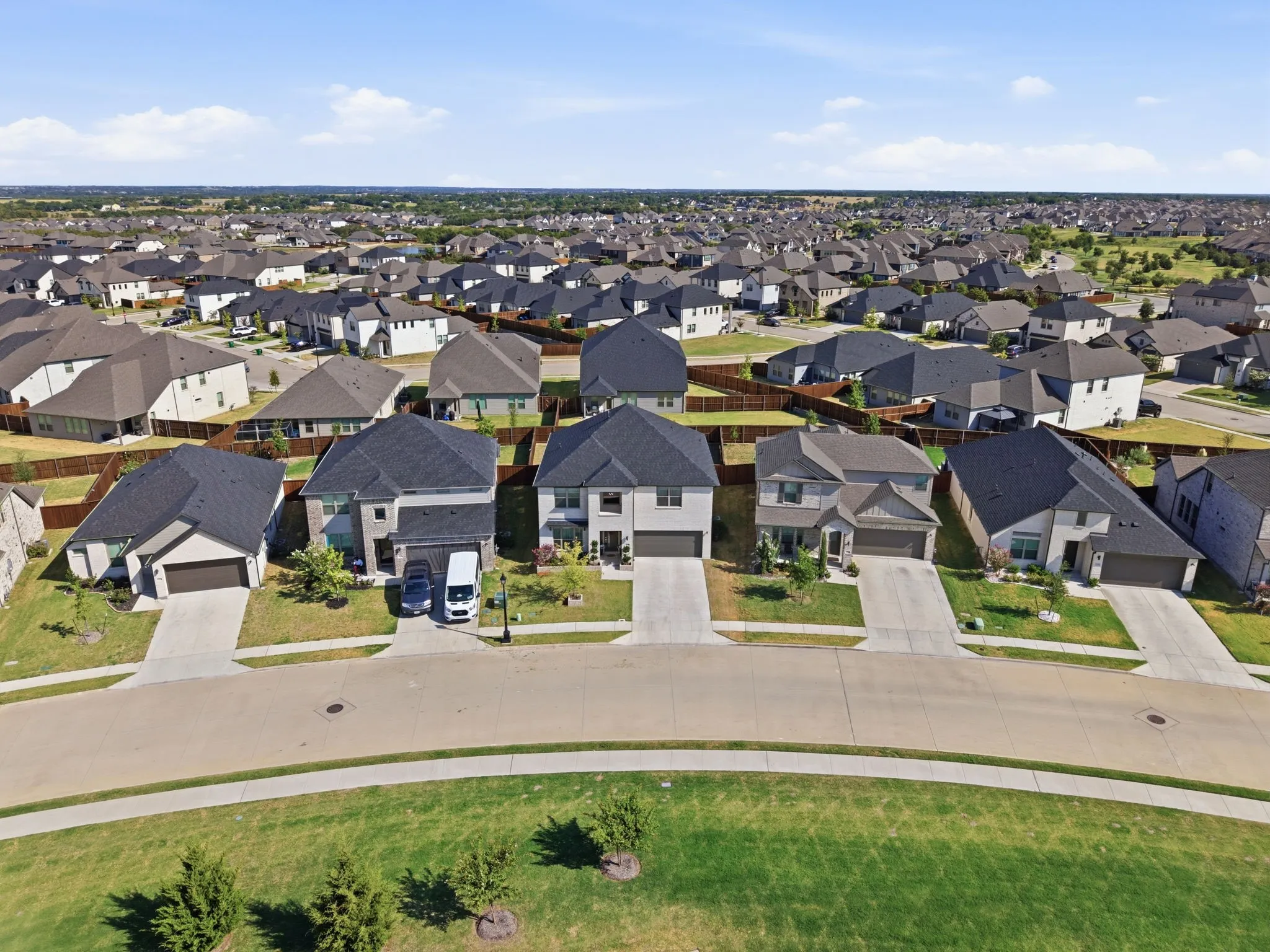 Single Family Residence For Sale in Kaufman County , 2318 Highbury Hill, Forney, Texas 75126, 5 Bedroom, 3 Bathroom, 2 Garage spaces, 3,121 Sqft, built in 2025, mls#21373663, Real Estate Agent in Forney, Homes For Sale in Kaufman county, Homes For Sale in Forney, Realtor in Forney Texas, Real Estate Brokerage Independent Realty Texas, Luminita Cordes Realtor