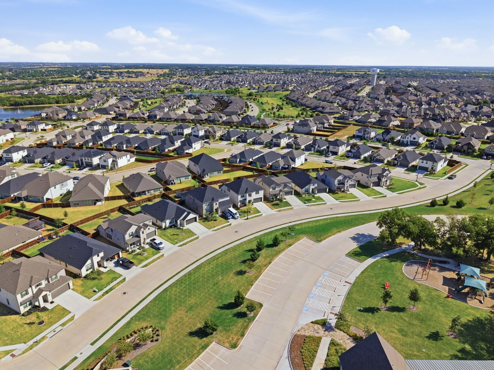 Single Family Residence For Sale in Kaufman County , 2318 Highbury Hill, Forney, Texas 75126, 5 Bedroom, 3 Bathroom, 2 Garage spaces, 3,121 Sqft, built in 2025, mls#21373663, Real Estate Agent in Forney, Homes For Sale in Kaufman county, Homes For Sale in Forney, Realtor in Forney Texas, Real Estate Brokerage Independent Realty Texas, Luminita Cordes Realtor