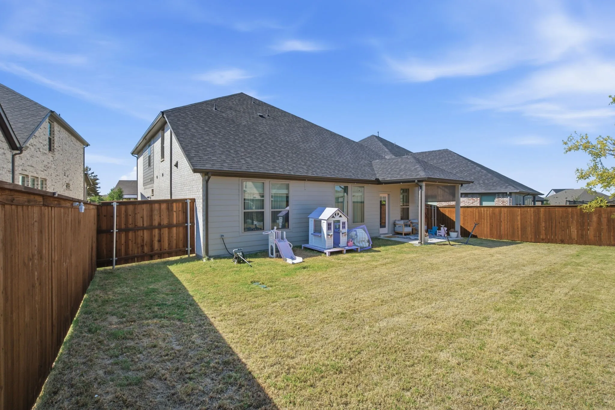 Single Family Residence For Sale in Kaufman County , 2318 Highbury Hill, Forney, Texas 75126, 5 Bedroom, 3 Bathroom, 2 Garage spaces, 3,121 Sqft, built in 2025, mls#21373663, Real Estate Agent in Forney, Homes For Sale in Kaufman county, Homes For Sale in Forney, Realtor in Forney Texas, Real Estate Brokerage Independent Realty Texas, Luminita Cordes Realtor