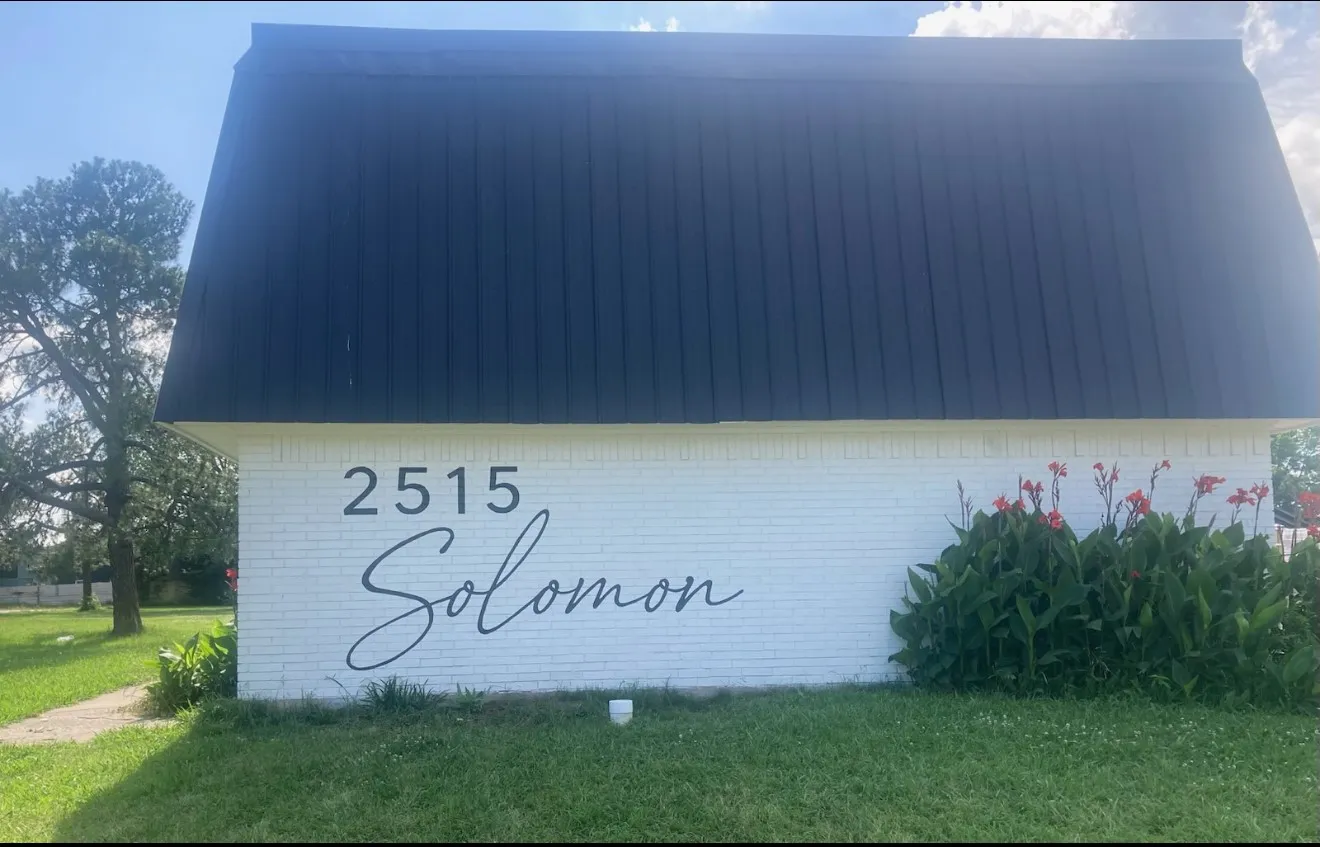 Townhouse For Rent in Hunt County , 2515 Solomon Drive, Commerce, Texas 75428, 2 Bedroom, 2 Bathroom, Garage spaces, 1,000 Sqft, built in 1975, mls#21373825, Real Estate Agent in Commerce, Homes For Rent in Hunt county, Homes For Rent in Commerce, Realtor in Commerce Texas, Real Estate Brokerage Independent Realty Texas, Luminita Cordes Realtor