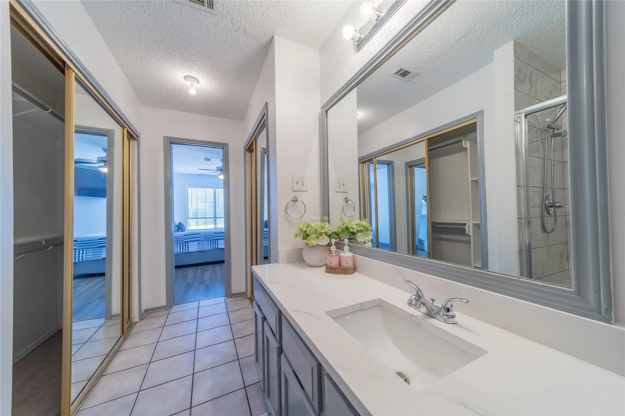 Duplex For Rent in Dallas County , 562 Stringfellow Drive, Coppell, Texas 75019, 3 Bedroom, 2 Bathroom, 1 Garage spaces, 1,309 Sqft, built in 1985, mls#21373717, Real Estate Agent in Coppell, Homes For Rent in Dallas county, Homes For Rent in Coppell, Realtor in Coppell Texas, Real Estate Brokerage Independent Realty Texas, Luminita Cordes Realtor