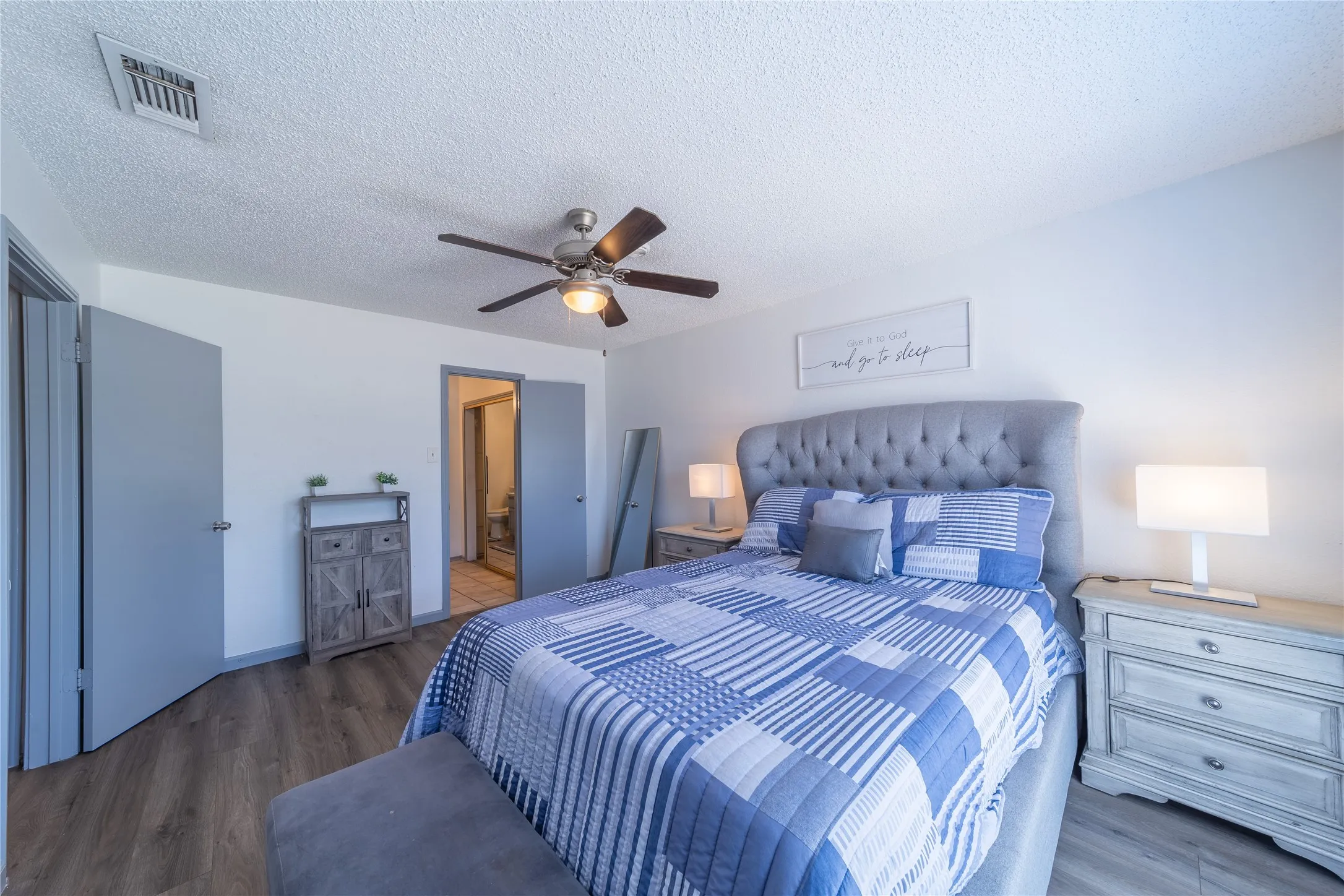 Duplex For Rent in Dallas County , 562 Stringfellow Drive, Coppell, Texas 75019, 3 Bedroom, 2 Bathroom, 1 Garage spaces, 1,309 Sqft, built in 1985, mls#21373717, Real Estate Agent in Coppell, Homes For Rent in Dallas county, Homes For Rent in Coppell, Realtor in Coppell Texas, Real Estate Brokerage Independent Realty Texas, Luminita Cordes Realtor