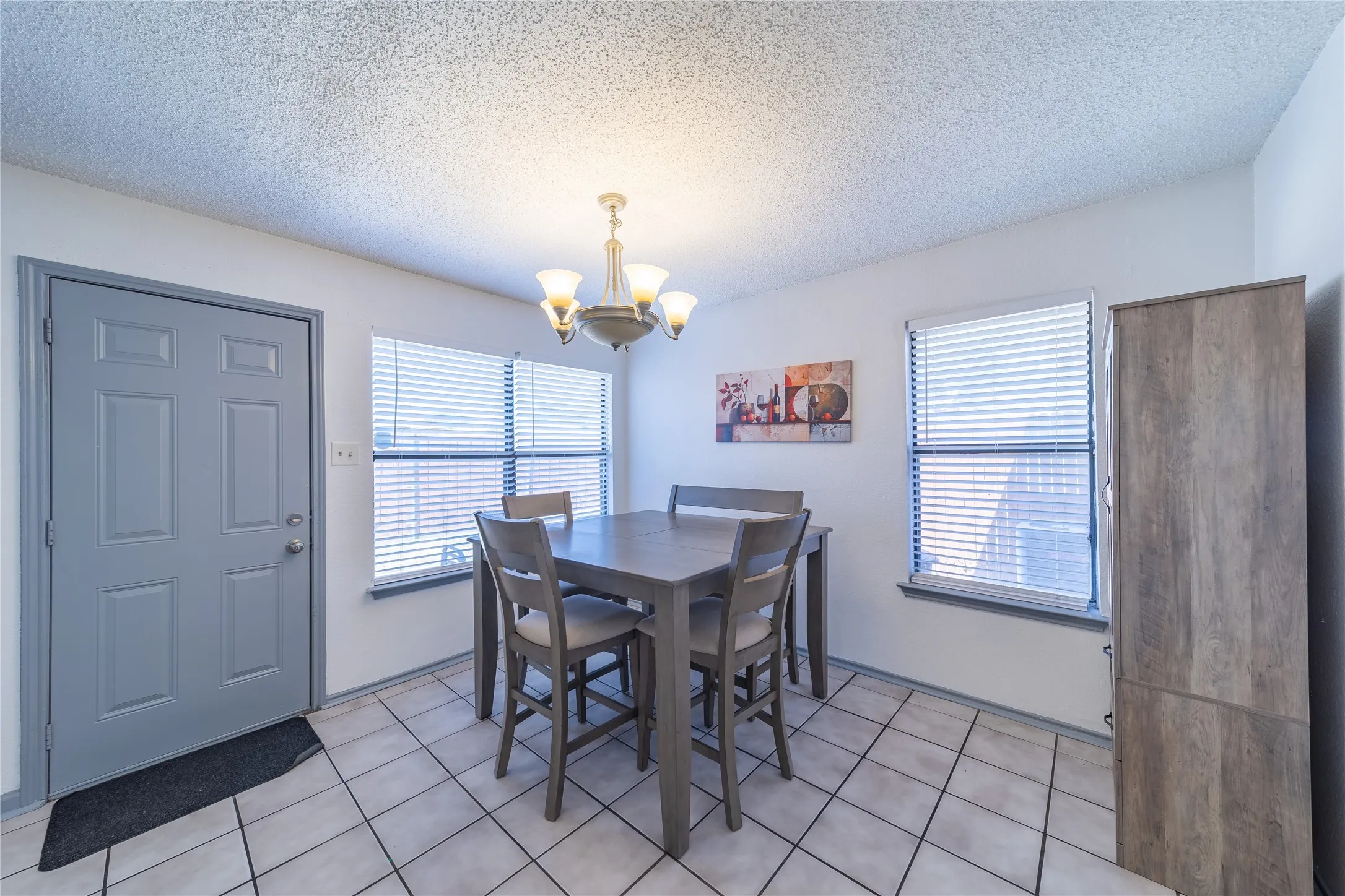 Duplex For Rent in Dallas County , 562 Stringfellow Drive, Coppell, Texas 75019, 3 Bedroom, 2 Bathroom, 1 Garage spaces, 1,309 Sqft, built in 1985, mls#21373717, Real Estate Agent in Coppell, Homes For Rent in Dallas county, Homes For Rent in Coppell, Realtor in Coppell Texas, Real Estate Brokerage Independent Realty Texas, Luminita Cordes Realtor