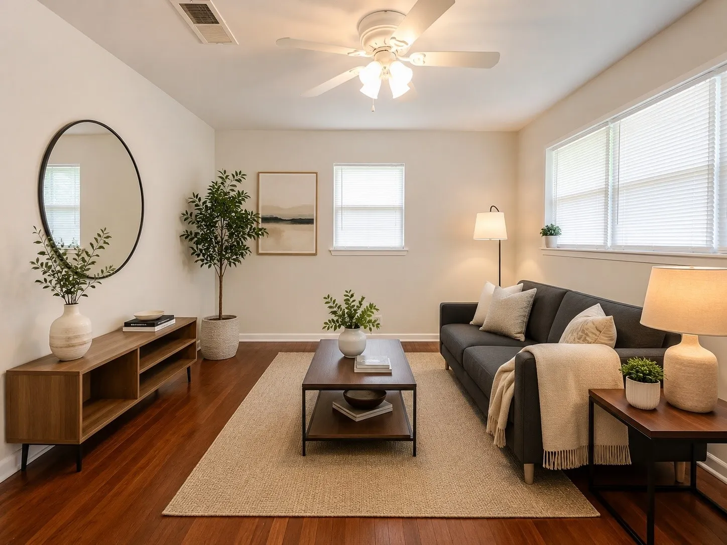 Duplex For Rent in Grayson County , 927 W Morton Street, Denison, Texas 75020, 2 Bedroom, 1 Bathroom, Garage spaces, 1,033 Sqft, built in 1962, mls#21368910, Real Estate Agent in Denison, Homes For Rent in Grayson county, Homes For Rent in Denison, Realtor in Denison Texas, Real Estate Brokerage Independent Realty Texas, Luminita Cordes Realtor