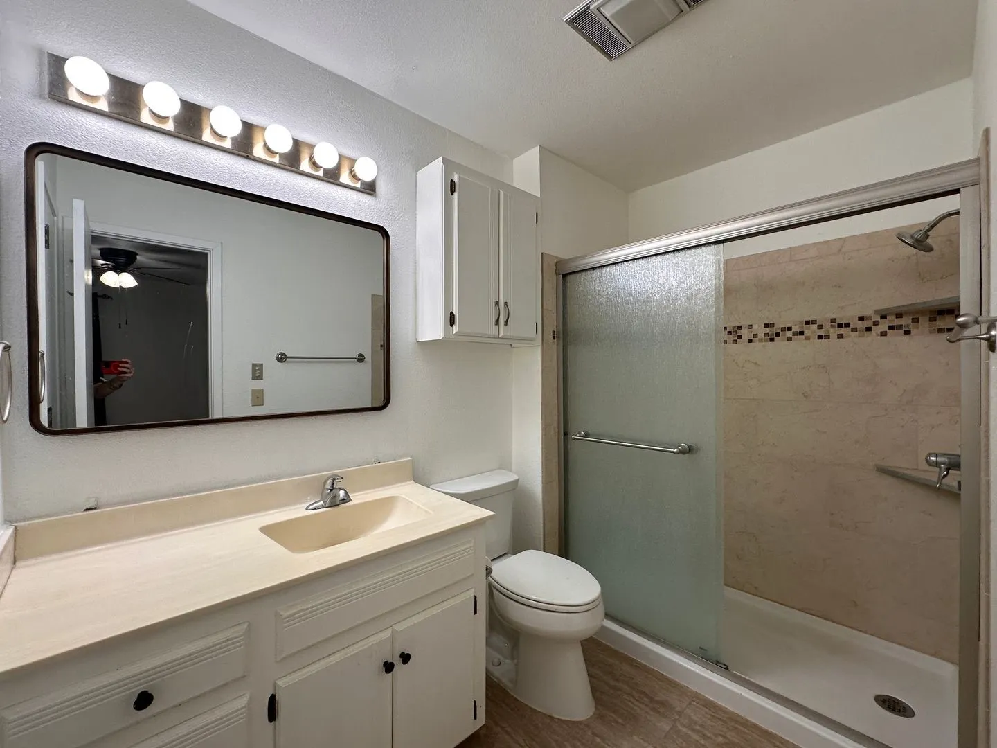 Townhouse For Rent in Brown County , 1601 14th, Brownwood, Texas 76801, 3 Bedroom, 3 Bathroom, 2 Garage spaces, 1,654 Sqft, built in 1981, mls#21373817, Real Estate Agent in Brownwood, Homes For Rent in Brown county, Homes For Rent in Brownwood, Realtor in Brownwood Texas, Real Estate Brokerage Independent Realty Texas, Luminita Cordes Realtor