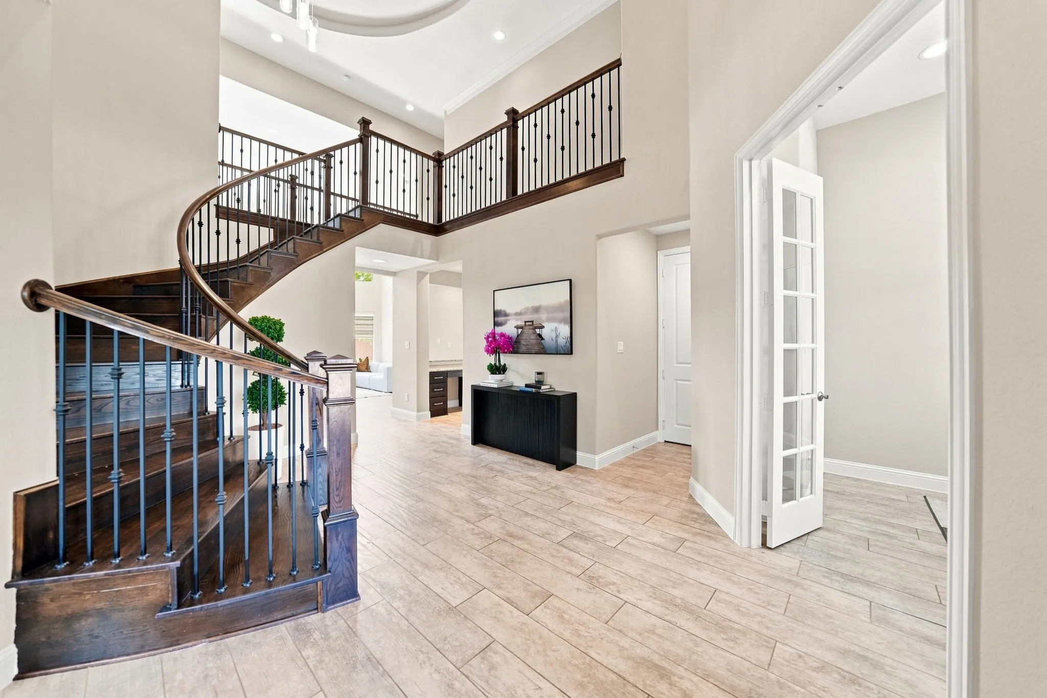 Single Family Residence For Sale in Denton County , 3744 Manchester, The Colony, Texas 75056, 4 Bedroom, 4 Bathroom, 2 Garage spaces, 3,505 Sqft, built in 2016, mls#21373844, Real Estate Agent in The Colony, Homes For Sale in Denton county, Homes For Sale in The Colony, Realtor in The Colony Texas, Real Estate Brokerage Independent Realty Texas, Luminita Cordes Realtor