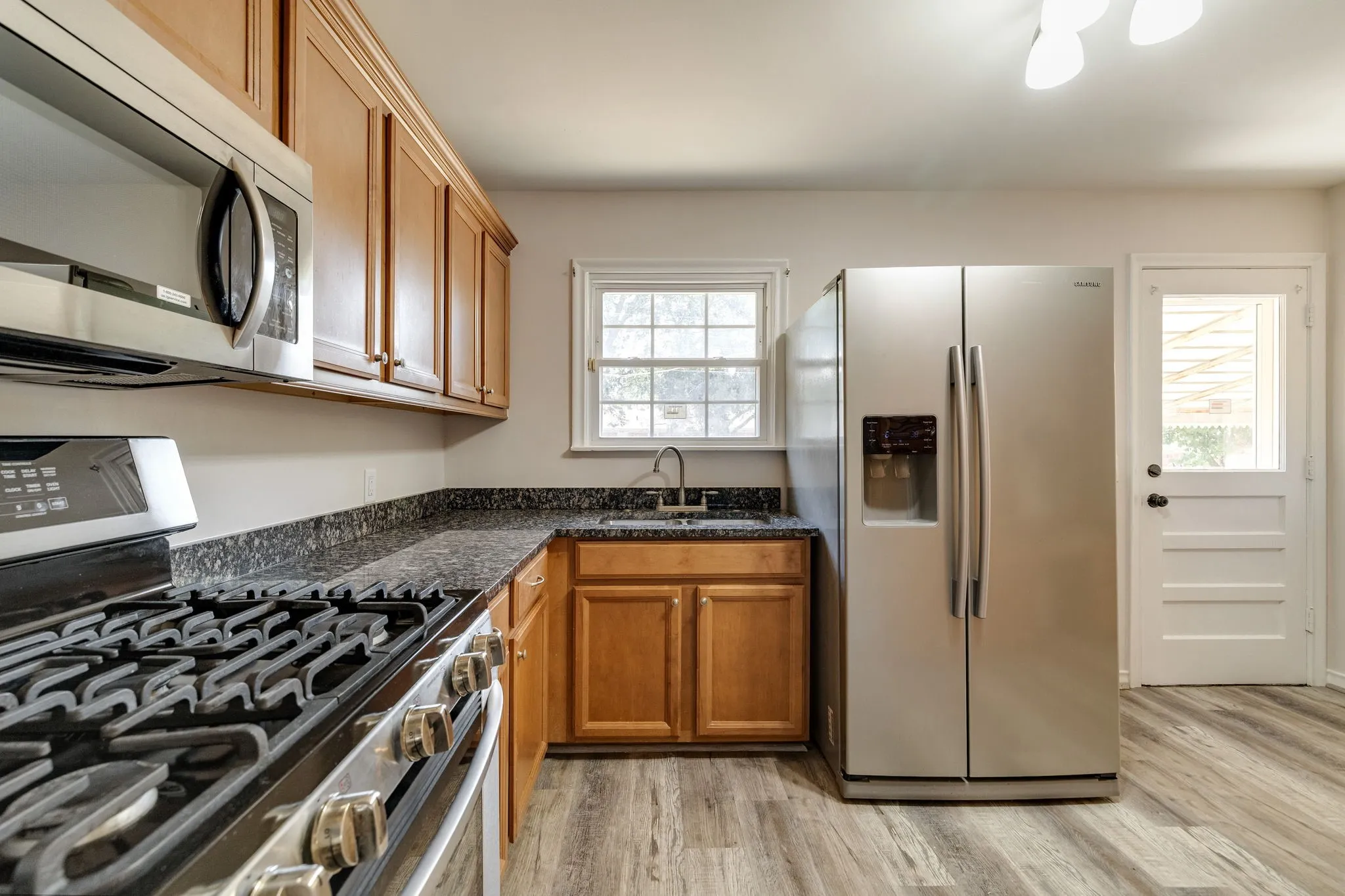 Single Family Residence For Sale in Dallas County , 3114 San Medina Avenue, Dallas, Texas 75228, 3 Bedroom, 1 Bathroom, 1 Garage spaces, 1,144 Sqft, built in 1954, mls#21373860, Real Estate Agent in Dallas, Homes For Sale in Dallas county, Homes For Sale in Dallas, Realtor in Dallas Texas, Real Estate Brokerage Independent Realty Texas, Luminita Cordes Realtor