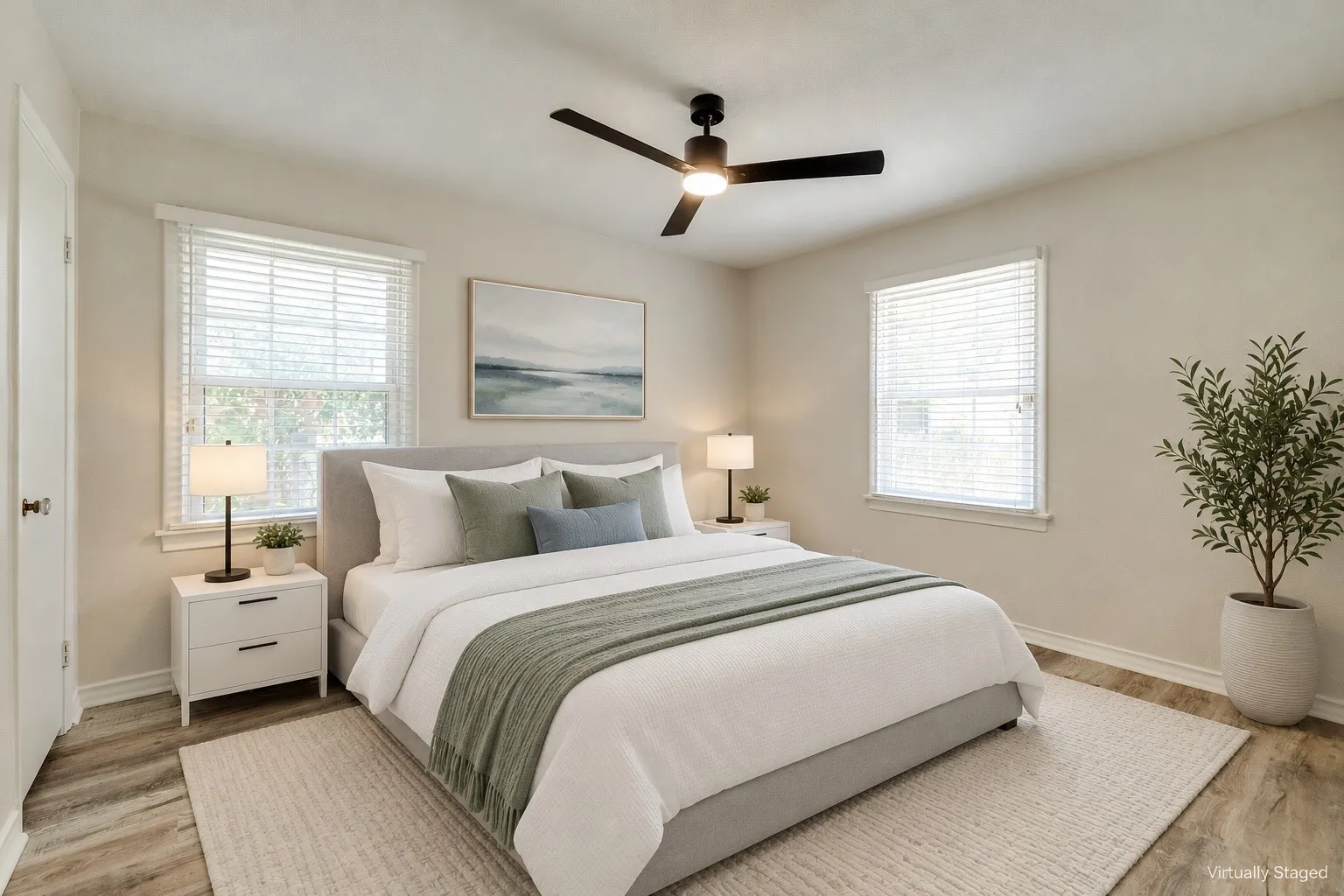 this room has been virtually staged