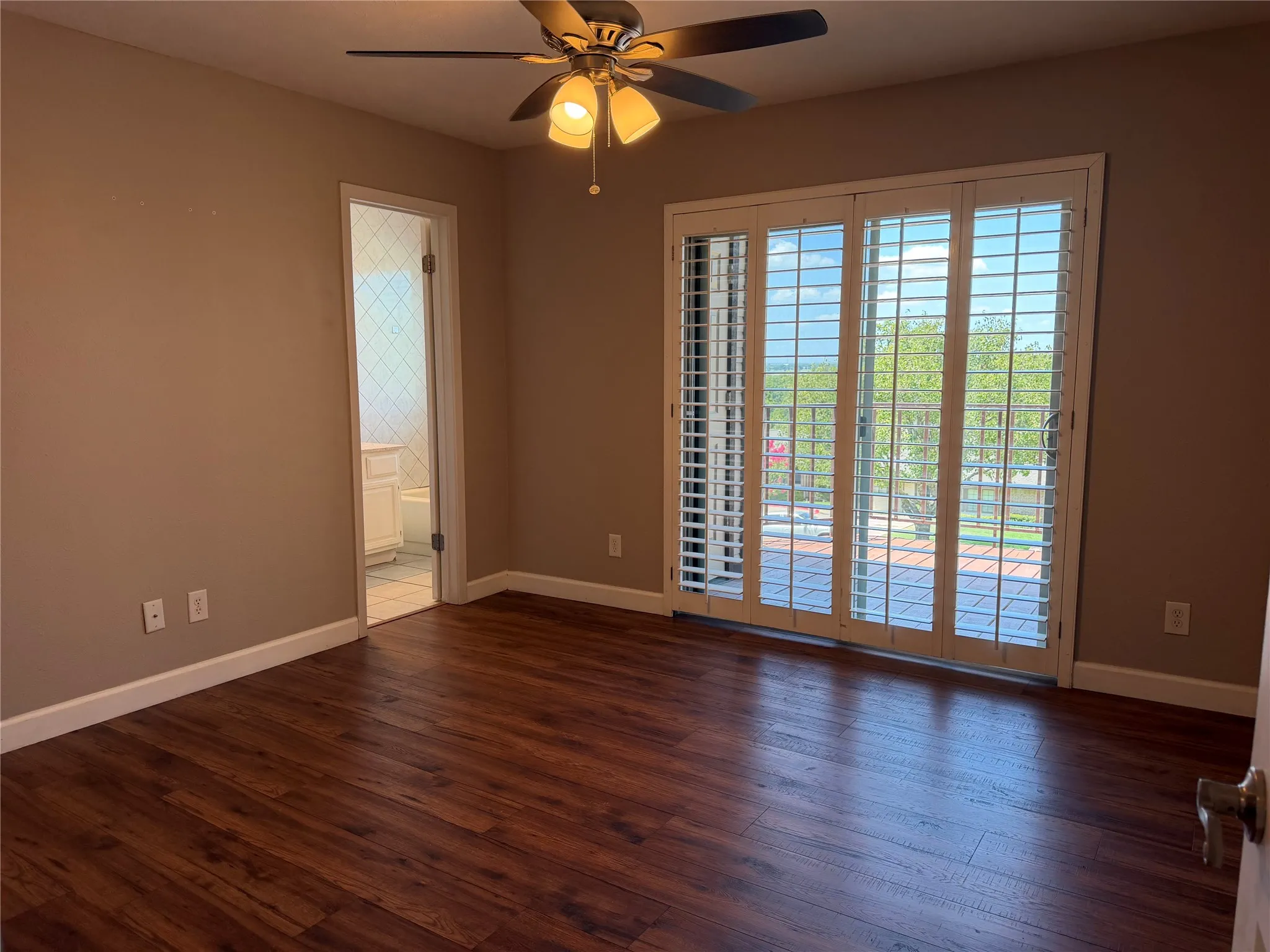 Plantation Shutters Are the Best Window Coverings for New Windows and Sliding Doors,
