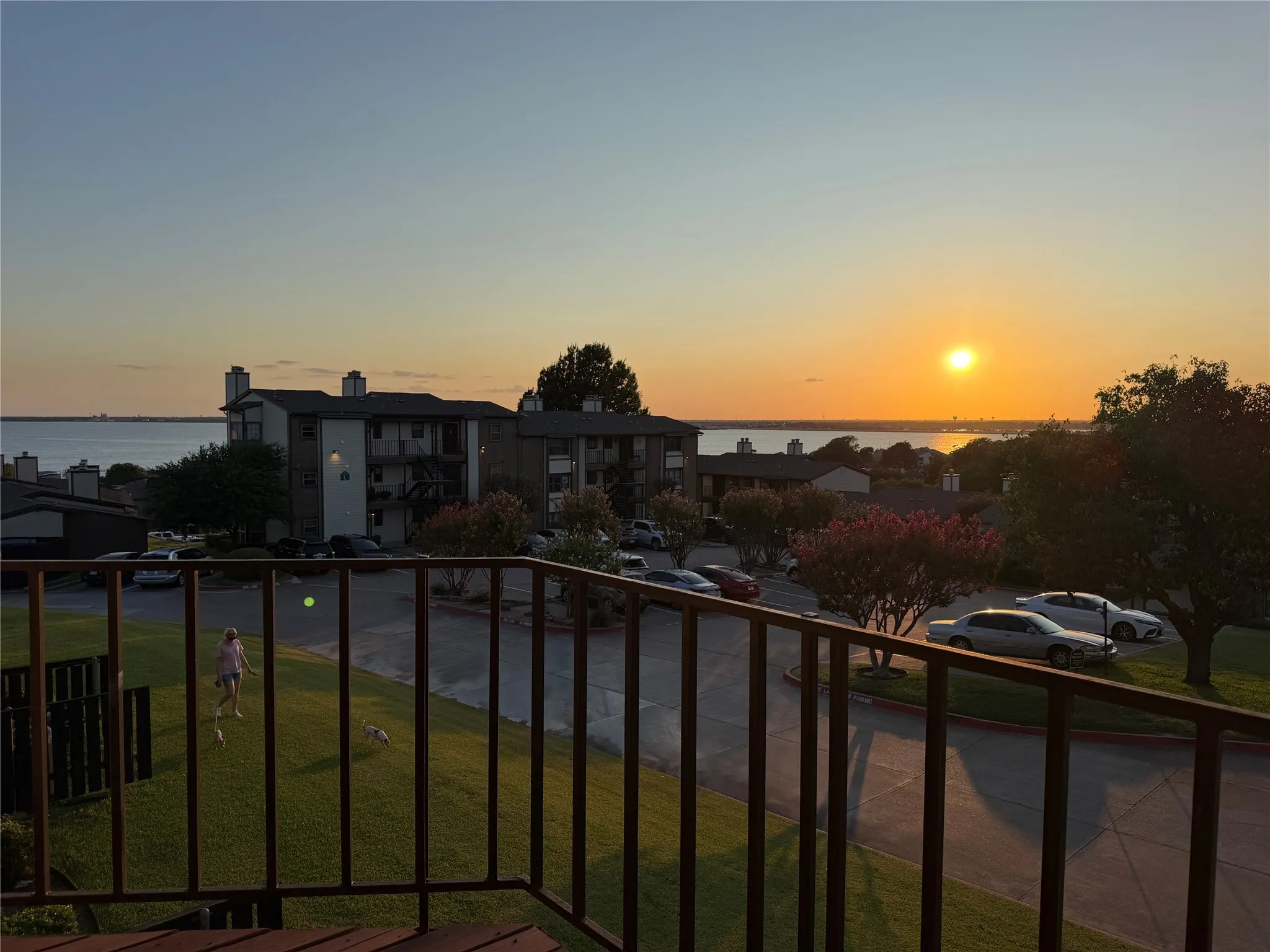 Condominium For Rent in Rockwall County , 230 Henry M Chandler Drive, Rockwall, Texas 75032, 2 Bedroom, 2 Bathroom, Garage spaces, 971 Sqft, built in 1982, mls#21373772, Real Estate Agent in Rockwall, Homes For Rent in Rockwall county, Homes For Rent in Rockwall, Realtor in Rockwall Texas, Real Estate Brokerage Independent Realty Texas, Luminita Cordes Realtor