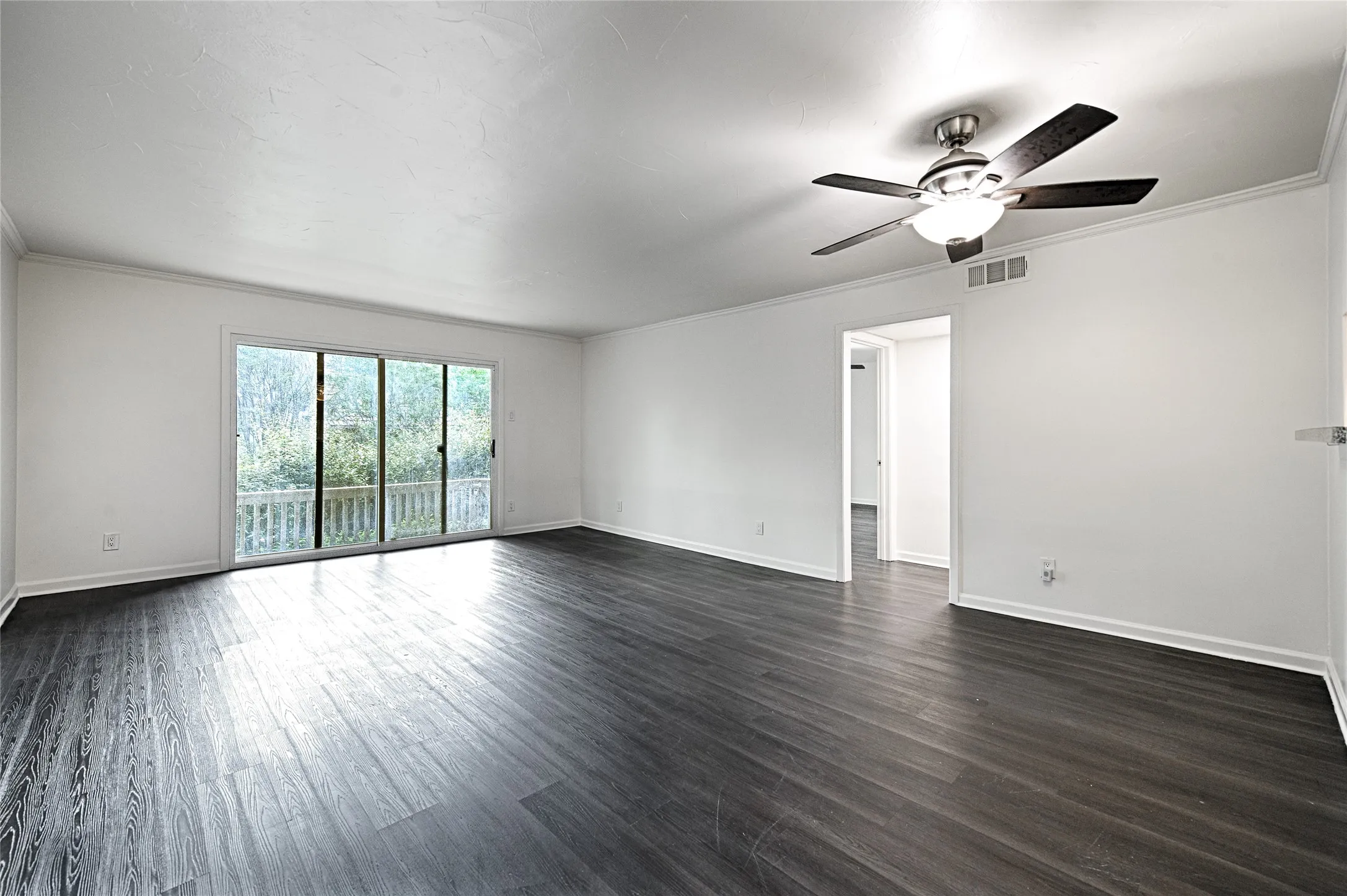 Condominium For Rent in Dallas County , 4561 N Oconnor 1292, Irving, Texas 75062, 2 Bedroom, 2 Bathroom, Garage spaces, 1,123 Sqft, built in 1975, mls#21373876, Real Estate Agent in Irving, Homes For Rent in Dallas county, Homes For Rent in Irving, Realtor in Irving Texas, Real Estate Brokerage Independent Realty Texas, Luminita Cordes Realtor
