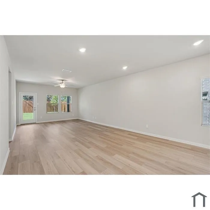 Single Family Residence For Rent in Collin County , 6004 Alderton Drive, Mc Kinney, Texas 75071, 3 Bedroom, 2 Bathroom, 2 Garage spaces, 1,551 Sqft, built in 2026, mls#21367578, Real Estate Agent in Mc Kinney, Homes For Rent in Collin county, Homes For Rent in Mc Kinney, Realtor in Mc Kinney Texas, Real Estate Brokerage Independent Realty Texas, Luminita Cordes Realtor