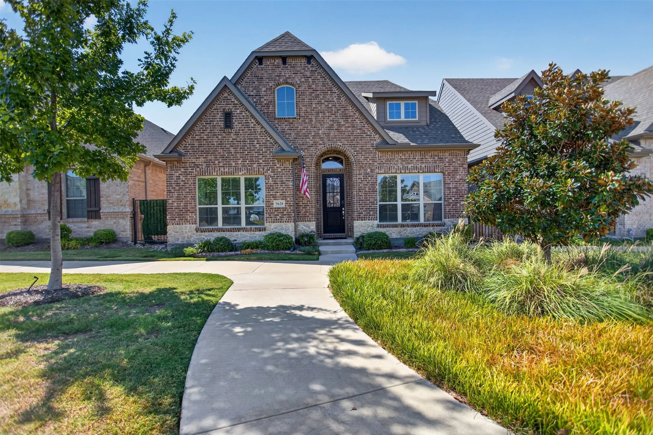 Single Family Residence For Sale in Tarrant County , 5620 Traveller Drive, North Richland Hills, Texas 76180, 4 Bedroom, 3 Bathroom, 2 Garage spaces, 2,407 Sqft, built in 2020, mls#21373880, Real Estate Agent in North Richland Hills, Homes For Sale in Tarrant county, Homes For Sale in North Richland Hills, Realtor in North Richland Hills Texas, Real Estate Brokerage Independent Realty Texas, Luminita Cordes Realtor