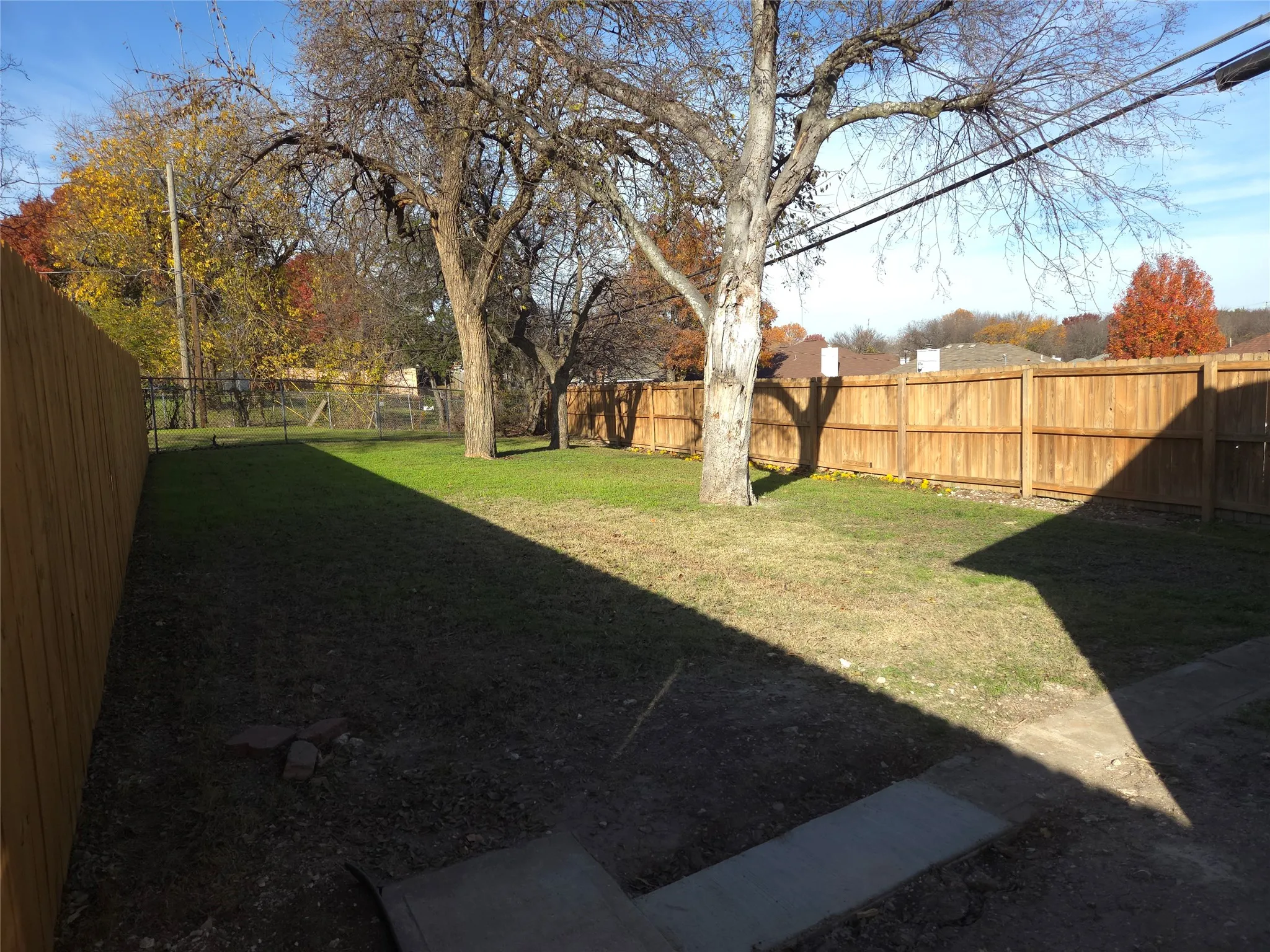 Single Family Residence For Rent in Dallas County , 1135 Holly Glen Circle A, Dallas, Texas 75232, 2 Bedroom, 1 Bathroom, Garage spaces, 483 Sqft, built in 1960, mls#21373858, Real Estate Agent in Dallas, Homes For Rent in Dallas county, Homes For Rent in Dallas, Realtor in Dallas Texas, Real Estate Brokerage Independent Realty Texas, Luminita Cordes Realtor