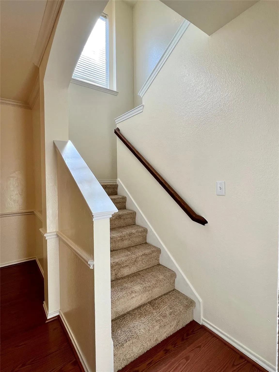 Single Family Residence For Rent in Collin County , 6917 Red Bluff Drive, Mc Kinney, Texas 75070, 4 Bedroom, 3 Bathroom, 2 Garage spaces, 2,280 Sqft, built in 2003, mls#21373863, Real Estate Agent in Mc Kinney, Homes For Rent in Collin county, Homes For Rent in Mc Kinney, Realtor in Mc Kinney Texas, Real Estate Brokerage Independent Realty Texas, Luminita Cordes Realtor