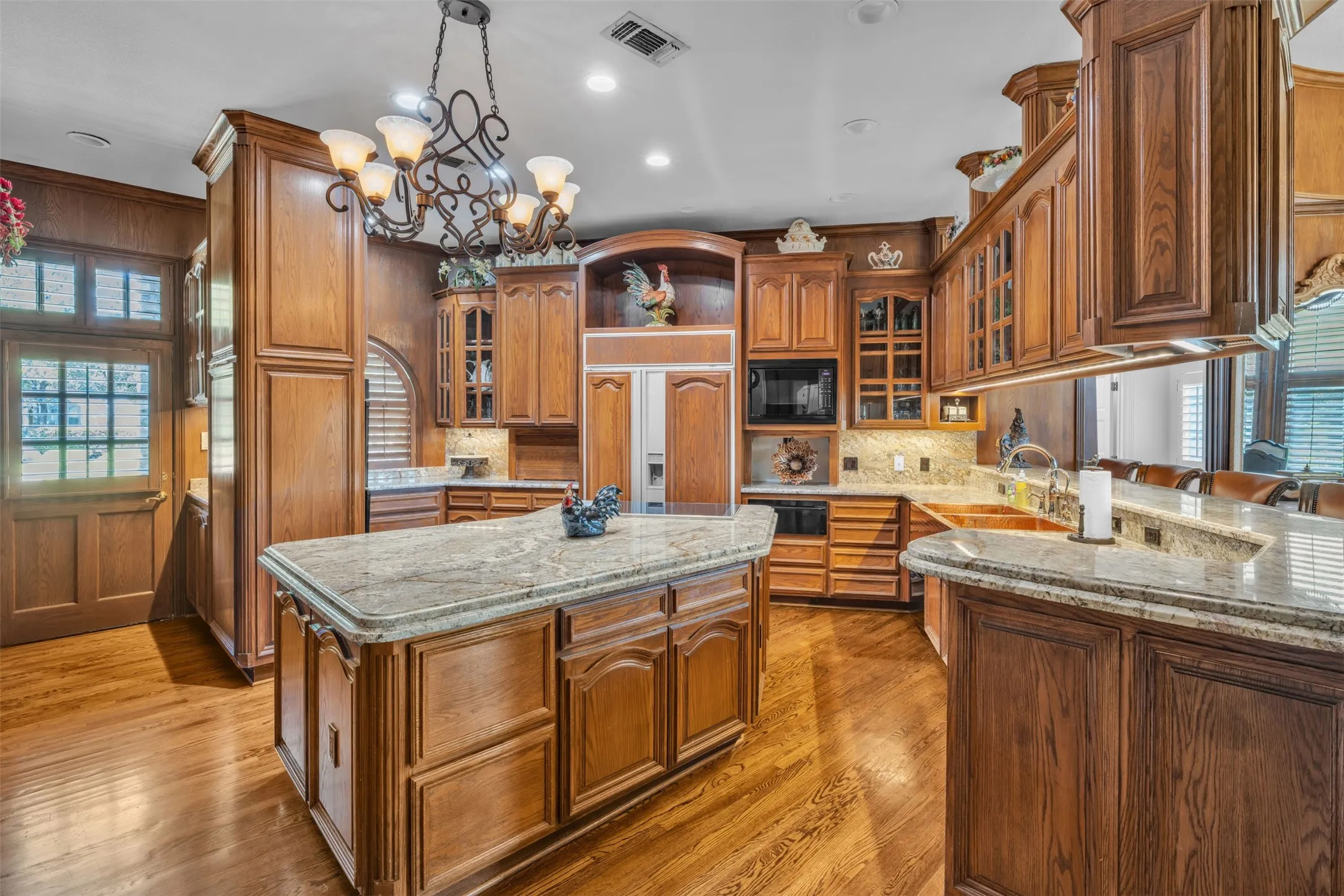 Single Family Residence For Sale in Tarrant County , 8801 Clay Hibbins Road, Keller, Texas 76248, 6 Bedroom, 7 Bathroom, 4 Garage spaces, 6,787 Sqft, built in 1994, mls#21372785, Real Estate Agent in Keller, Homes For Sale in Tarrant county, Homes For Sale in Keller, Realtor in Keller Texas, Real Estate Brokerage Independent Realty Texas, Luminita Cordes Realtor