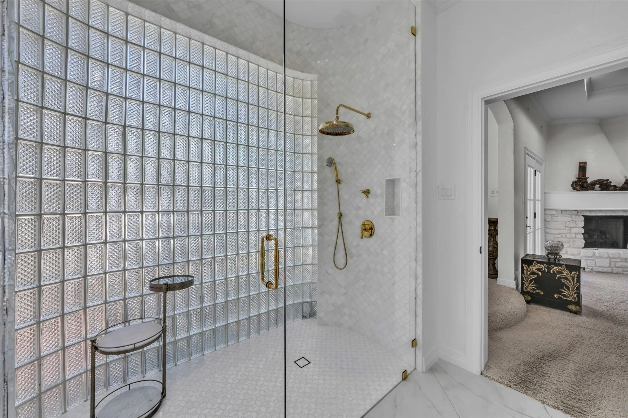 Single Family Residence For Sale in Tarrant County , 8801 Clay Hibbins Road, Keller, Texas 76248, 6 Bedroom, 7 Bathroom, 4 Garage spaces, 6,787 Sqft, built in 1994, mls#21372785, Real Estate Agent in Keller, Homes For Sale in Tarrant county, Homes For Sale in Keller, Realtor in Keller Texas, Real Estate Brokerage Independent Realty Texas, Luminita Cordes Realtor