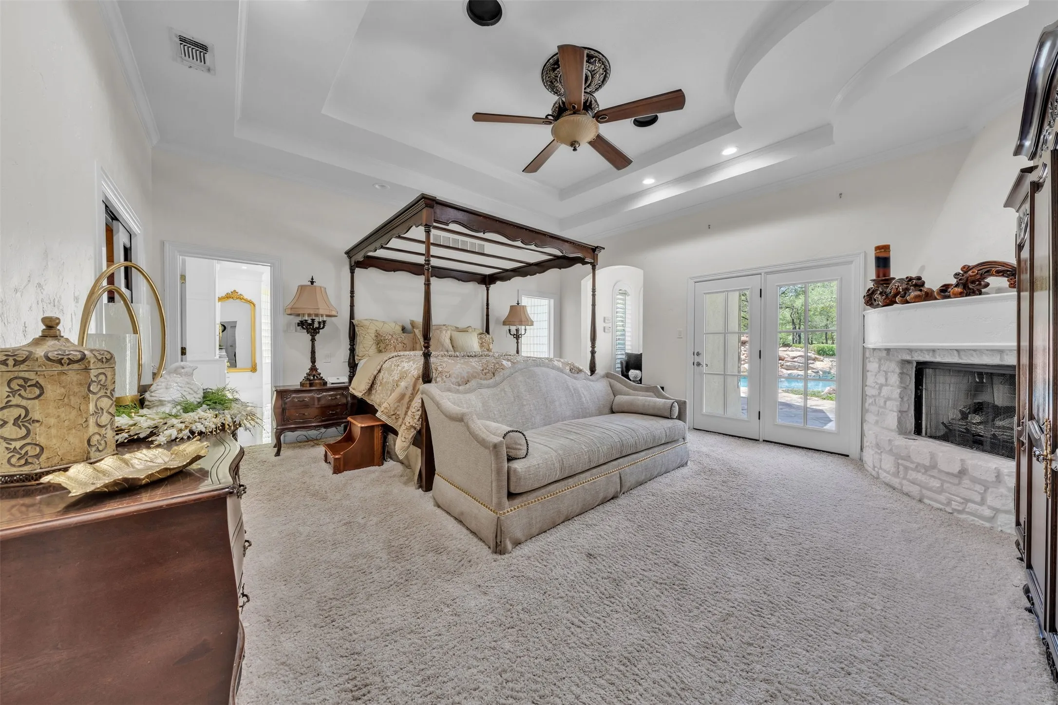Single Family Residence For Sale in Tarrant County , 8801 Clay Hibbins Road, Keller, Texas 76248, 6 Bedroom, 7 Bathroom, 4 Garage spaces, 6,787 Sqft, built in 1994, mls#21372785, Real Estate Agent in Keller, Homes For Sale in Tarrant county, Homes For Sale in Keller, Realtor in Keller Texas, Real Estate Brokerage Independent Realty Texas, Luminita Cordes Realtor