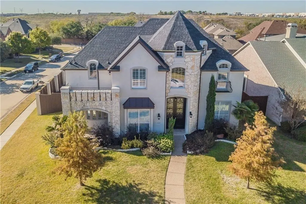 Single Family Residence For Sale in Denton County , 6601 Terrace Mill Lane, Plano, Texas 75024, 5 Bedroom, 5 Bathroom, 2 Garage spaces, 4,561 Sqft, built in 2002, mls#21373891, Real Estate Agent in Plano, Homes For Sale in Denton county, Homes For Sale in Plano, Realtor in Plano Texas, Real Estate Brokerage Independent Realty Texas, Luminita Cordes Realtor