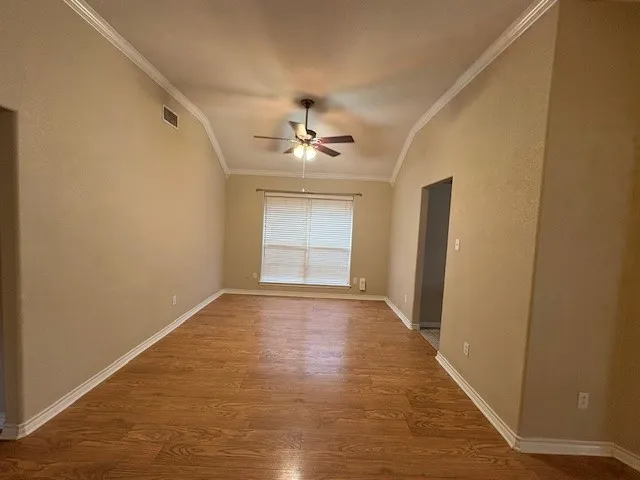 Single Family Residence For Rent in Taylor County , 5402 Willow View Road, Abilene, Texas 79606, 3 Bedroom, 2 Bathroom, 2 Garage spaces, 1,844 Sqft, built in 2002, mls#21373893, Real Estate Agent in Abilene, Homes For Rent in Taylor county, Homes For Rent in Abilene, Realtor in Abilene Texas, Real Estate Brokerage Independent Realty Texas, Luminita Cordes Realtor