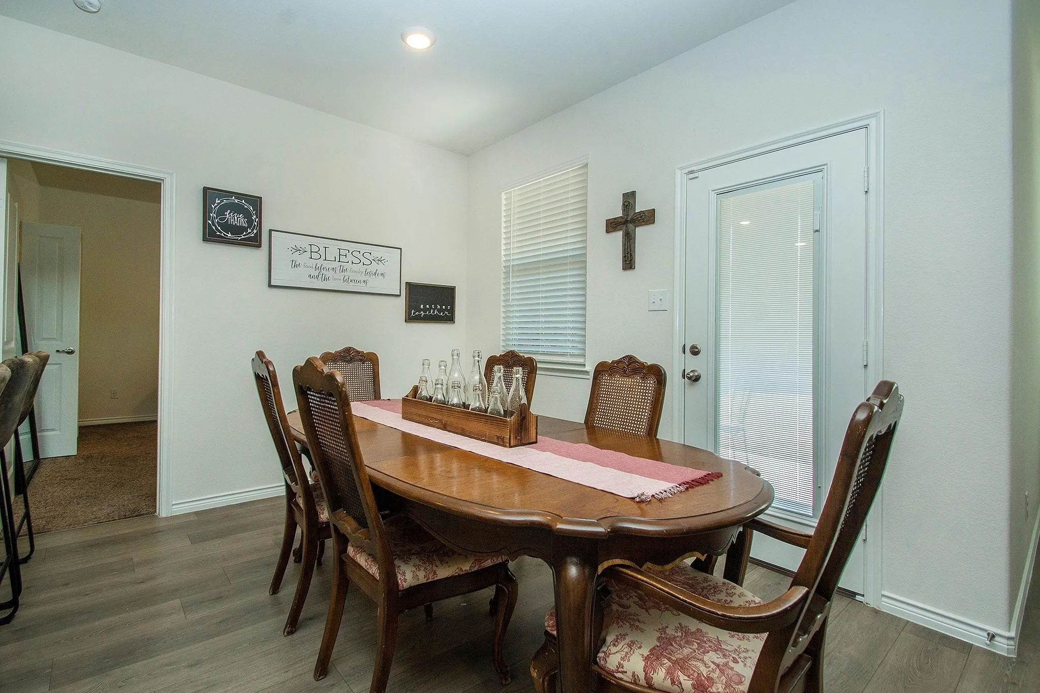 Single Family Residence For Rent in Collin County , 204 Cowboy Way, Anna, Texas 75409, 5 Bedroom, 4 Bathroom, 2 Garage spaces, 2,928 Sqft, built in 2019, mls#21373822, Real Estate Agent in Anna, Homes For Rent in Collin county, Homes For Rent in Anna, Realtor in Anna Texas, Real Estate Brokerage Independent Realty Texas, Luminita Cordes Realtor