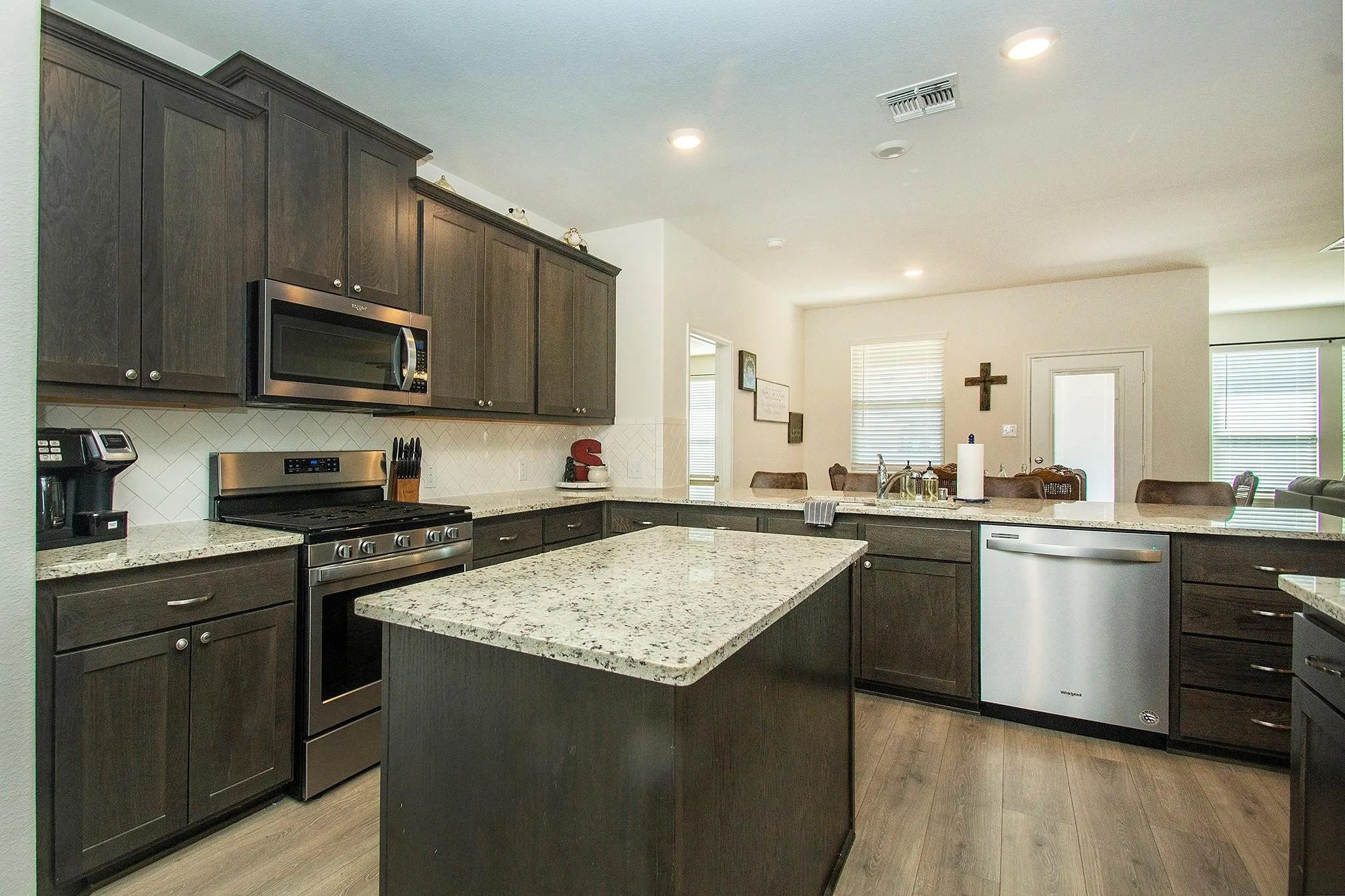 Single Family Residence For Rent in Collin County , 204 Cowboy Way, Anna, Texas 75409, 5 Bedroom, 4 Bathroom, 2 Garage spaces, 2,928 Sqft, built in 2019, mls#21373822, Real Estate Agent in Anna, Homes For Rent in Collin county, Homes For Rent in Anna, Realtor in Anna Texas, Real Estate Brokerage Independent Realty Texas, Luminita Cordes Realtor