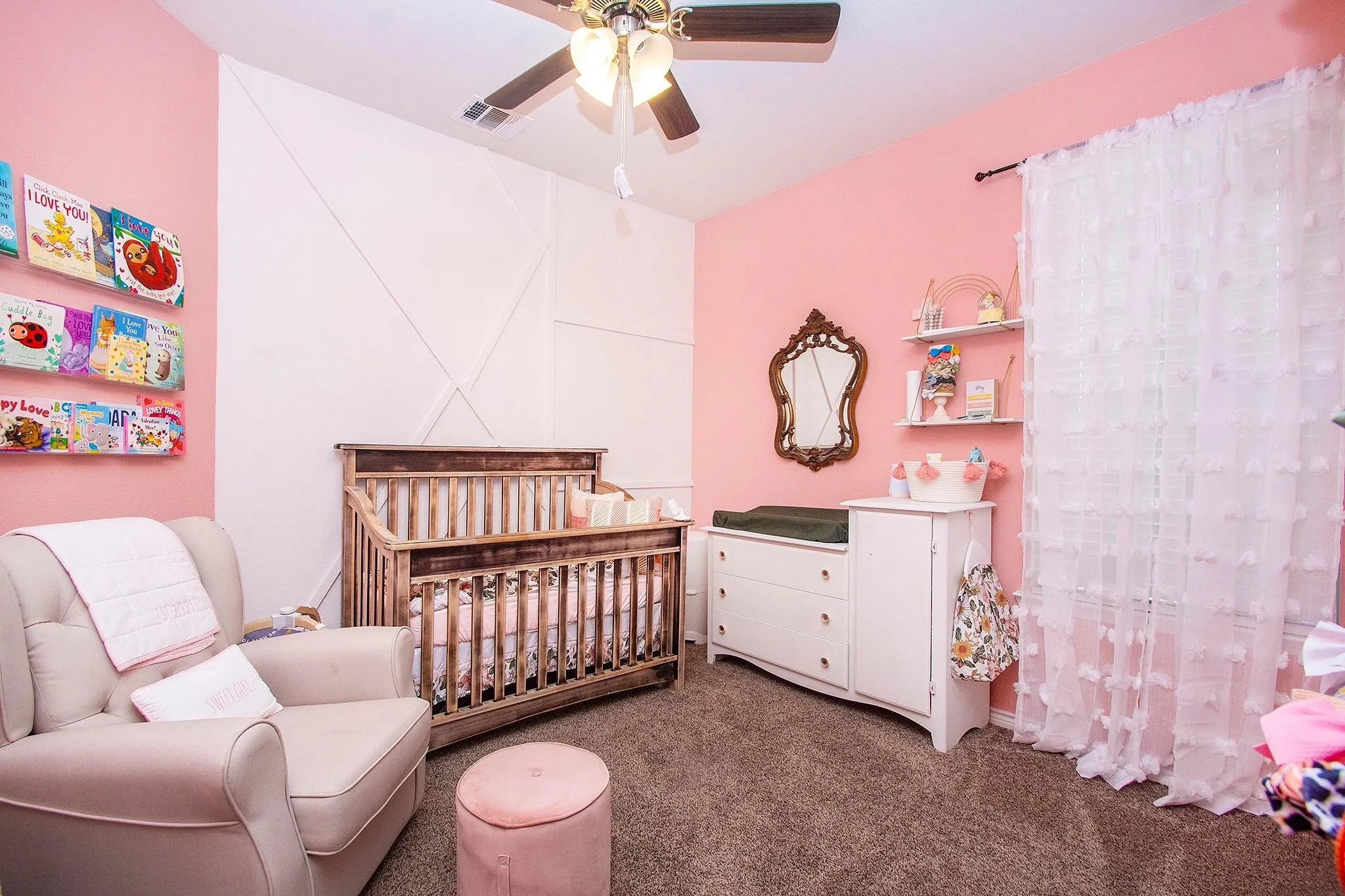Single Family Residence For Rent in Collin County , 204 Cowboy Way, Anna, Texas 75409, 5 Bedroom, 4 Bathroom, 2 Garage spaces, 2,928 Sqft, built in 2019, mls#21373822, Real Estate Agent in Anna, Homes For Rent in Collin county, Homes For Rent in Anna, Realtor in Anna Texas, Real Estate Brokerage Independent Realty Texas, Luminita Cordes Realtor