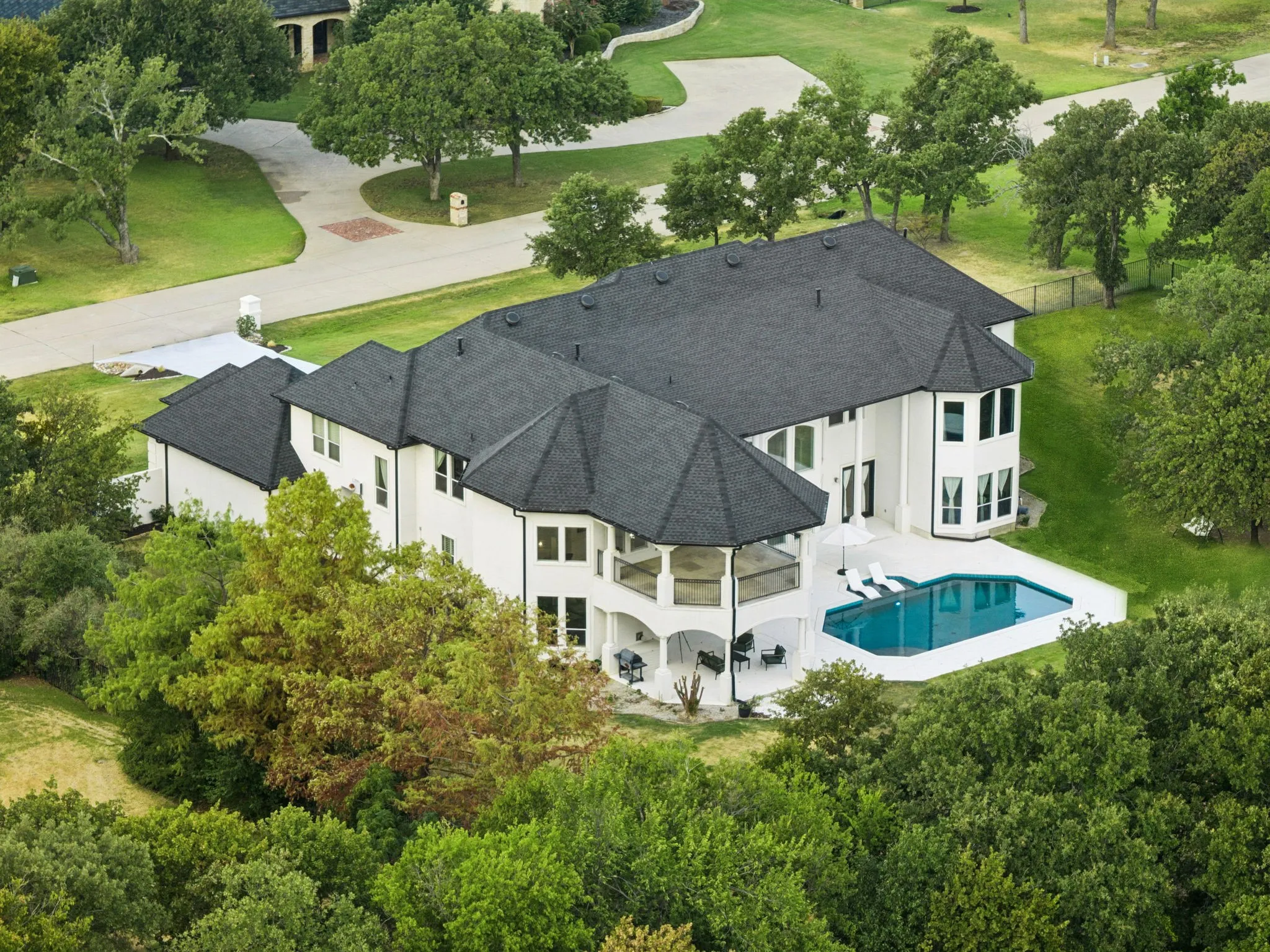 Single Family Residence For Sale in Denton County , 5704 Lighthouse Drive, Flower Mound, Texas 75022, 6 Bedroom, 6 Bathroom, 4 Garage spaces, 7,551 Sqft, built in 2005, mls#21372577, Real Estate Agent in Flower Mound, Homes For Sale in Denton county, Homes For Sale in Flower Mound, Realtor in Flower Mound Texas, Real Estate Brokerage Independent Realty Texas, Luminita Cordes Realtor