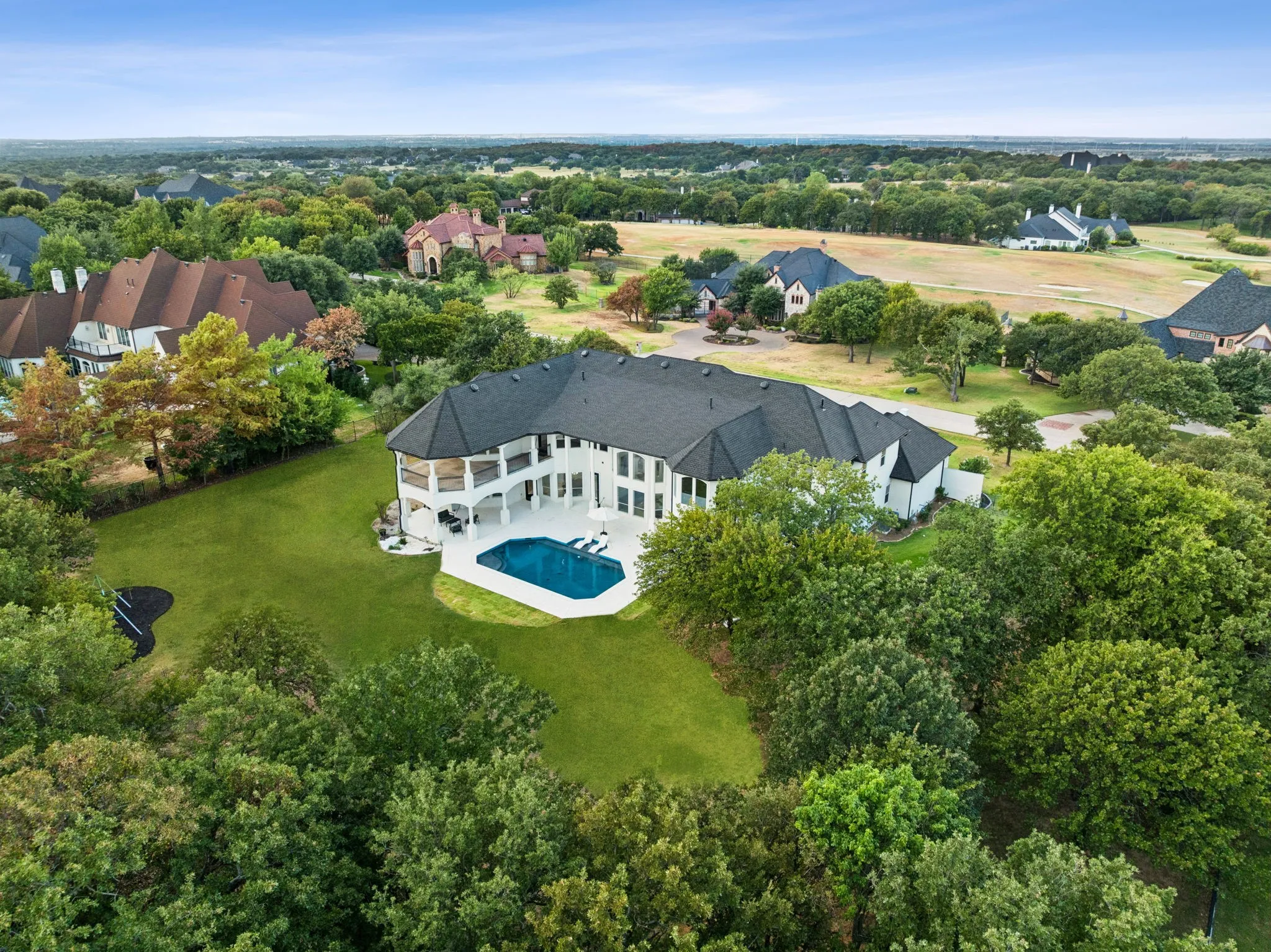 Single Family Residence For Sale in Denton County , 5704 Lighthouse Drive, Flower Mound, Texas 75022, 6 Bedroom, 6 Bathroom, 4 Garage spaces, 7,551 Sqft, built in 2005, mls#21372577, Real Estate Agent in Flower Mound, Homes For Sale in Denton county, Homes For Sale in Flower Mound, Realtor in Flower Mound Texas, Real Estate Brokerage Independent Realty Texas, Luminita Cordes Realtor