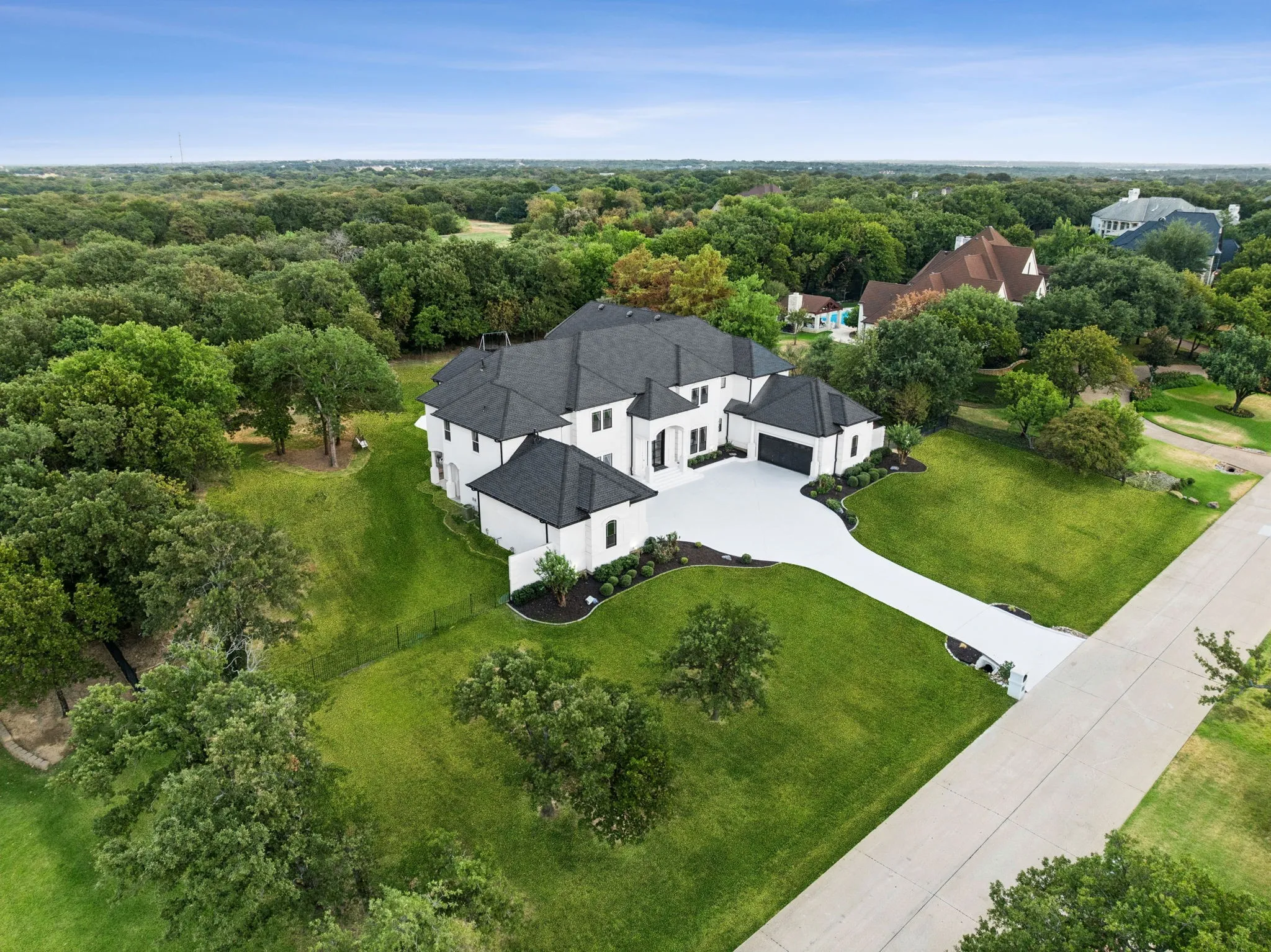 Single Family Residence For Sale in Denton County , 5704 Lighthouse Drive, Flower Mound, Texas 75022, 6 Bedroom, 6 Bathroom, 4 Garage spaces, 7,551 Sqft, built in 2005, mls#21372577, Real Estate Agent in Flower Mound, Homes For Sale in Denton county, Homes For Sale in Flower Mound, Realtor in Flower Mound Texas, Real Estate Brokerage Independent Realty Texas, Luminita Cordes Realtor