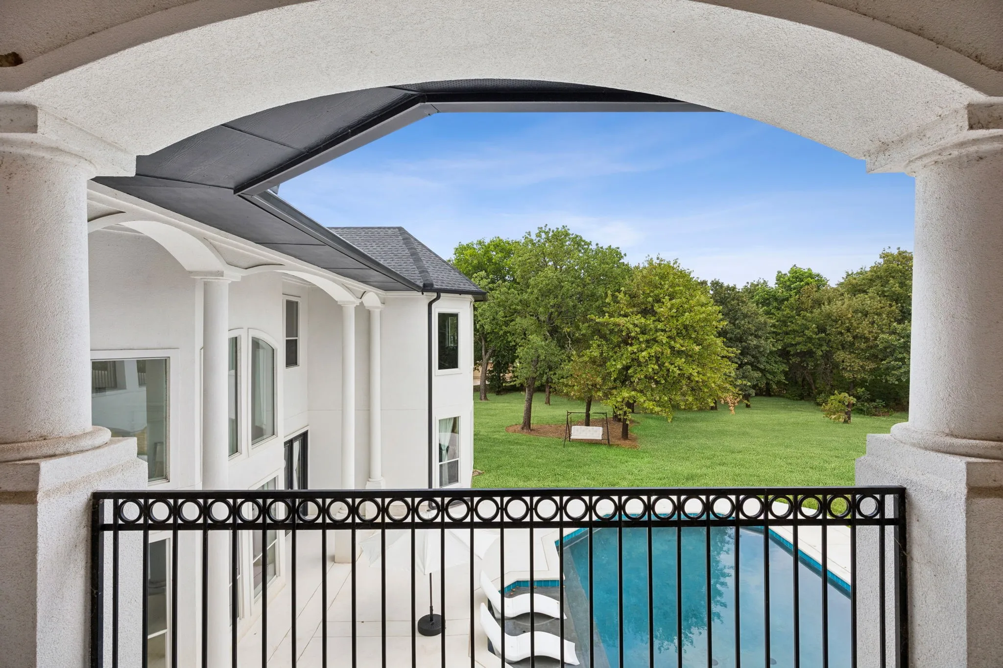 Single Family Residence For Sale in Denton County , 5704 Lighthouse Drive, Flower Mound, Texas 75022, 6 Bedroom, 6 Bathroom, 4 Garage spaces, 7,551 Sqft, built in 2005, mls#21372577, Real Estate Agent in Flower Mound, Homes For Sale in Denton county, Homes For Sale in Flower Mound, Realtor in Flower Mound Texas, Real Estate Brokerage Independent Realty Texas, Luminita Cordes Realtor