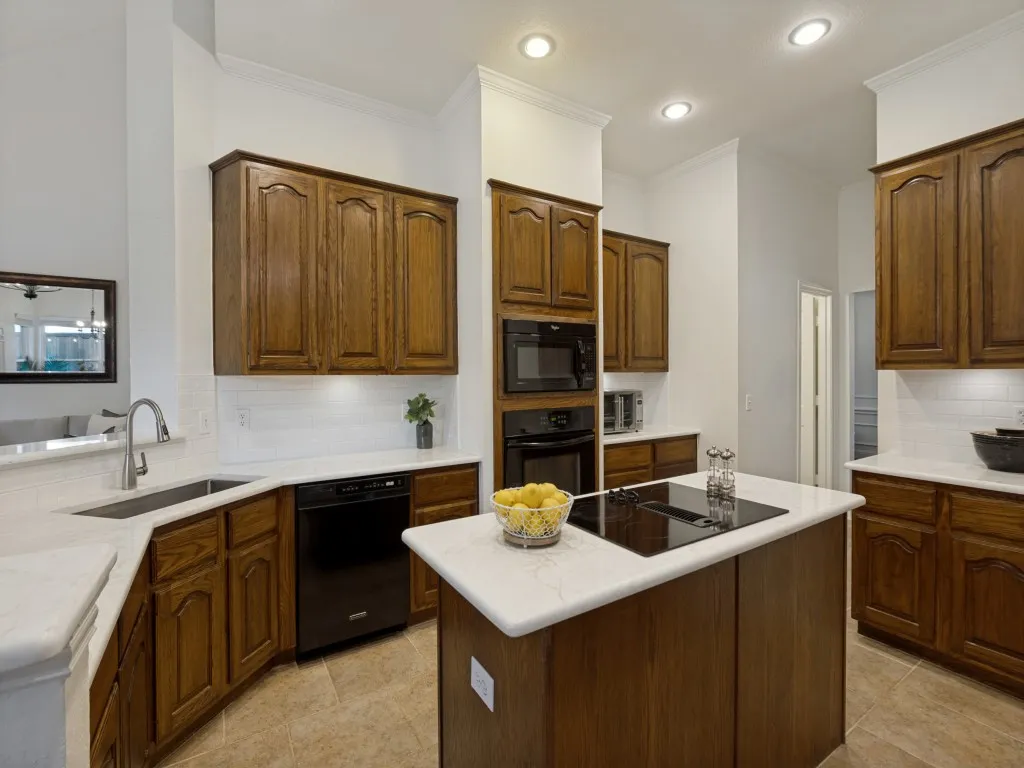 Single Family Residence For Sale in Collin County , 4308 Echo Bluff Drive, Plano, Texas 75024, 4 Bedroom, 4 Bathroom, 2 Garage spaces, 3,057 Sqft, built in 1992, mls#21373614, Real Estate Agent in Plano, Homes For Sale in Collin county, Homes For Sale in Plano, Realtor in Plano Texas, Real Estate Brokerage Independent Realty Texas, Luminita Cordes Realtor