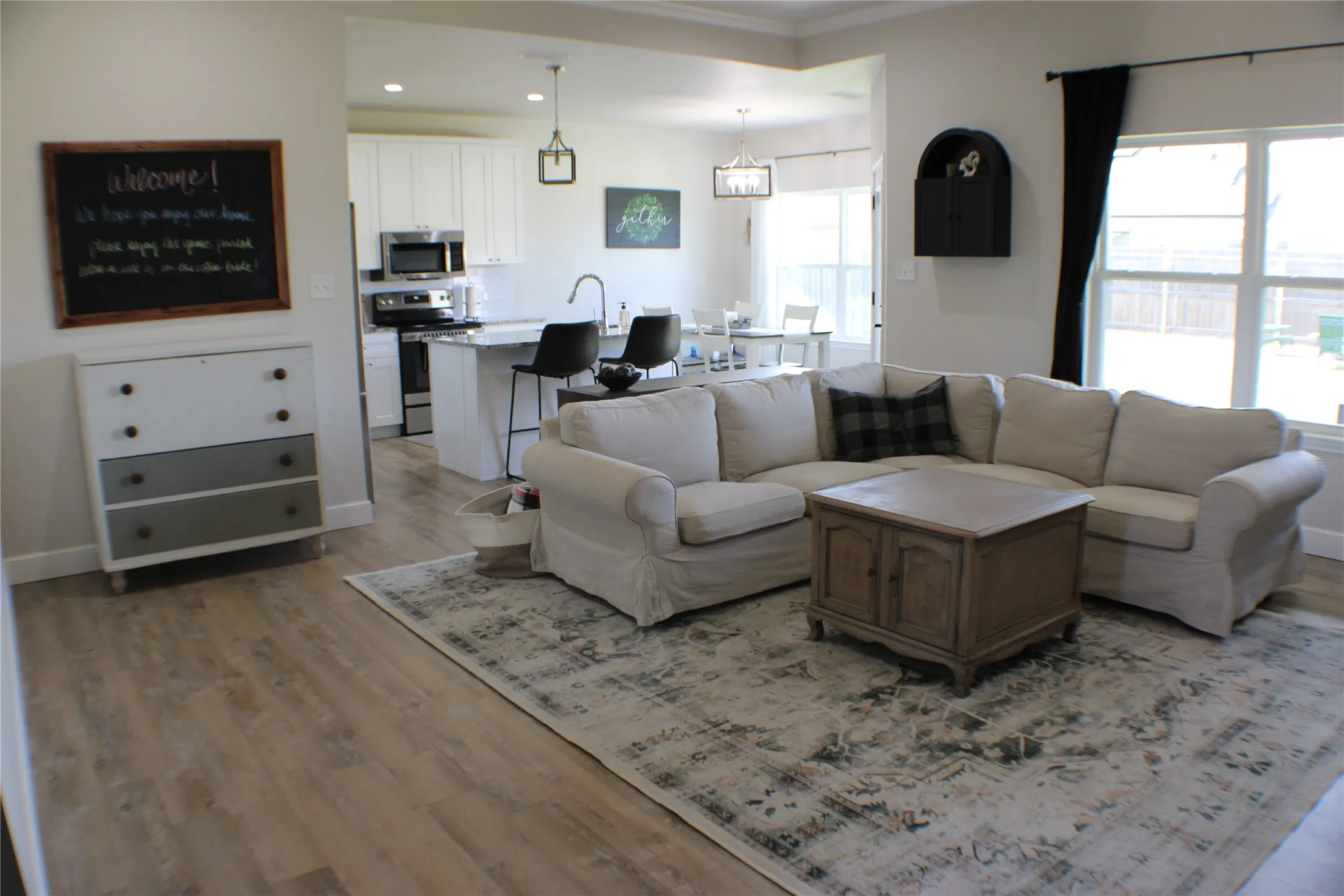 Single Family Residence For Rent in Taylor County , 244 Evening Shade Lane, Abilene, Texas 79602, 4 Bedroom, 2 Bathroom, 2 Garage spaces, 1,747 Sqft, built in 2022, mls#21373907, Real Estate Agent in Abilene, Homes For Rent in Taylor county, Homes For Rent in Abilene, Realtor in Abilene Texas, Real Estate Brokerage Independent Realty Texas, Luminita Cordes Realtor