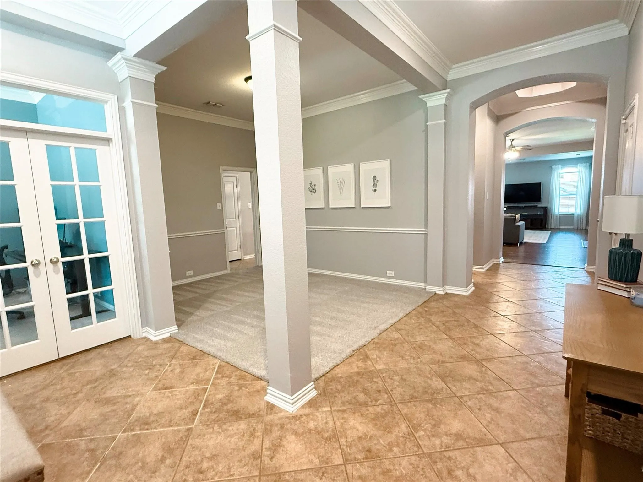 Single Family Residence For Rent in Tarrant County , 6852 Seacoast Drive, Grand Prairie, Texas 75054, 3 Bedroom, 2 Bathroom, 3 Garage spaces, 2,400 Sqft, built in 2004, mls#21367985, Real Estate Agent in Grand Prairie, Homes For Rent in Tarrant county, Homes For Rent in Grand Prairie, Realtor in Grand Prairie Texas, Real Estate Brokerage Independent Realty Texas, Luminita Cordes Realtor