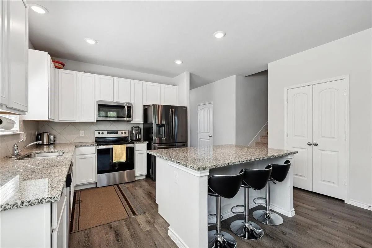 Single Family Residence For Rent in Tarrant County , 8357 Horned Maple Trail, Fort Worth, Texas 76123, 4 Bedroom, 3 Bathroom, 2 Garage spaces, 2,245 Sqft, built in 2021, mls#21373830, Real Estate Agent in Fort Worth, Homes For Rent in Tarrant county, Homes For Rent in Fort Worth, Realtor in Fort Worth Texas, Real Estate Brokerage Independent Realty Texas, Luminita Cordes Realtor