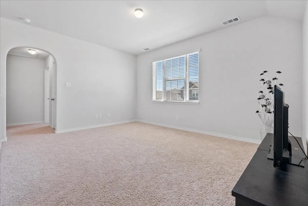 Single Family Residence For Rent in Tarrant County , 8357 Horned Maple Trail, Fort Worth, Texas 76123, 4 Bedroom, 3 Bathroom, 2 Garage spaces, 2,245 Sqft, built in 2021, mls#21373830, Real Estate Agent in Fort Worth, Homes For Rent in Tarrant county, Homes For Rent in Fort Worth, Realtor in Fort Worth Texas, Real Estate Brokerage Independent Realty Texas, Luminita Cordes Realtor