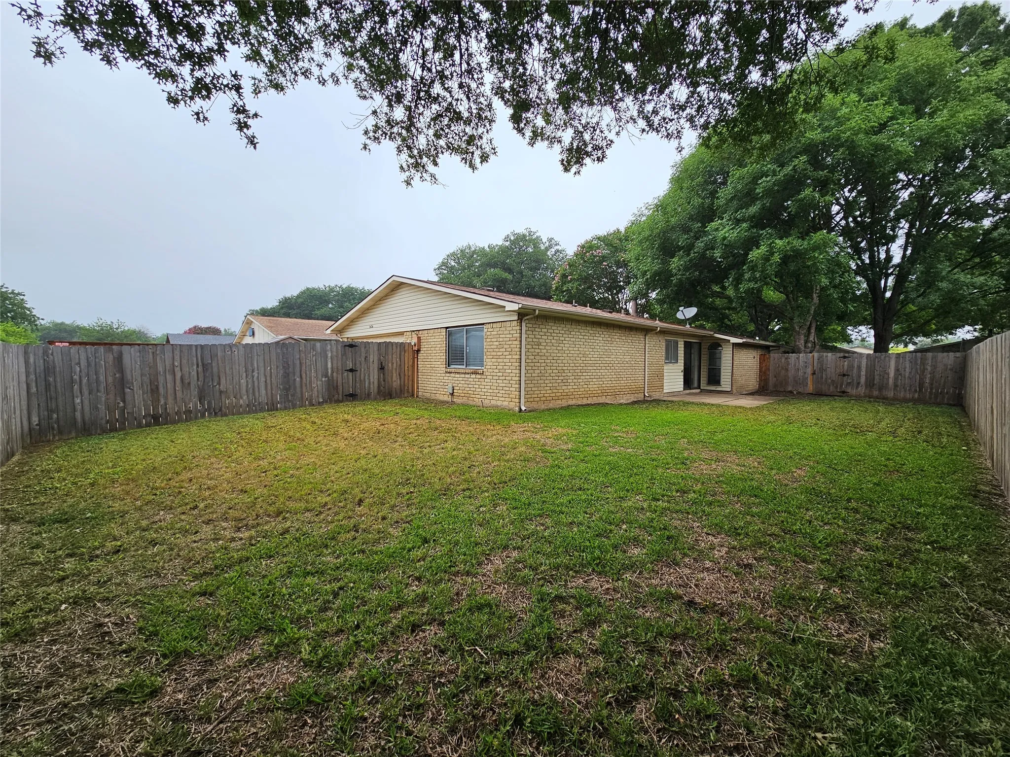 Single Family Residence For Rent in Collin County , 1636 Cumberland Trail, Plano, Texas 75023, 3 Bedroom, 2 Bathroom, 2 Garage spaces, 1,460 Sqft, built in 1978, mls#21373925, Real Estate Agent in Plano, Homes For Rent in Collin county, Homes For Rent in Plano, Realtor in Plano Texas, Real Estate Brokerage Independent Realty Texas, Luminita Cordes Realtor